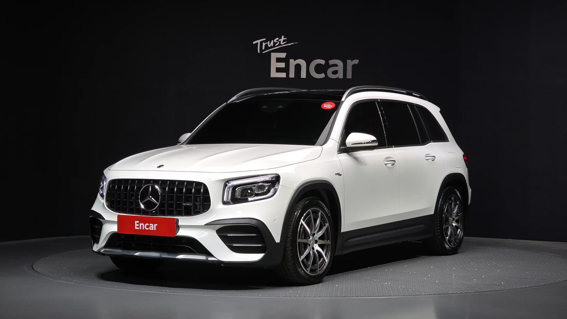 Mercedes-Benz GLB-Class AMG GLB35 4MATIC, 2022 г. 7441 км.