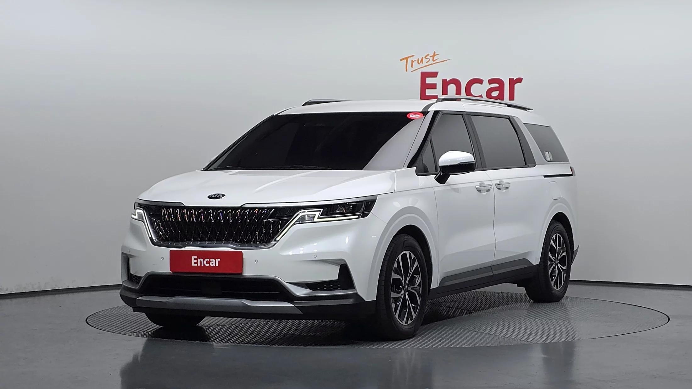 Kia Carnival 9-Seater Prestige, 2021 г. 49758 км.