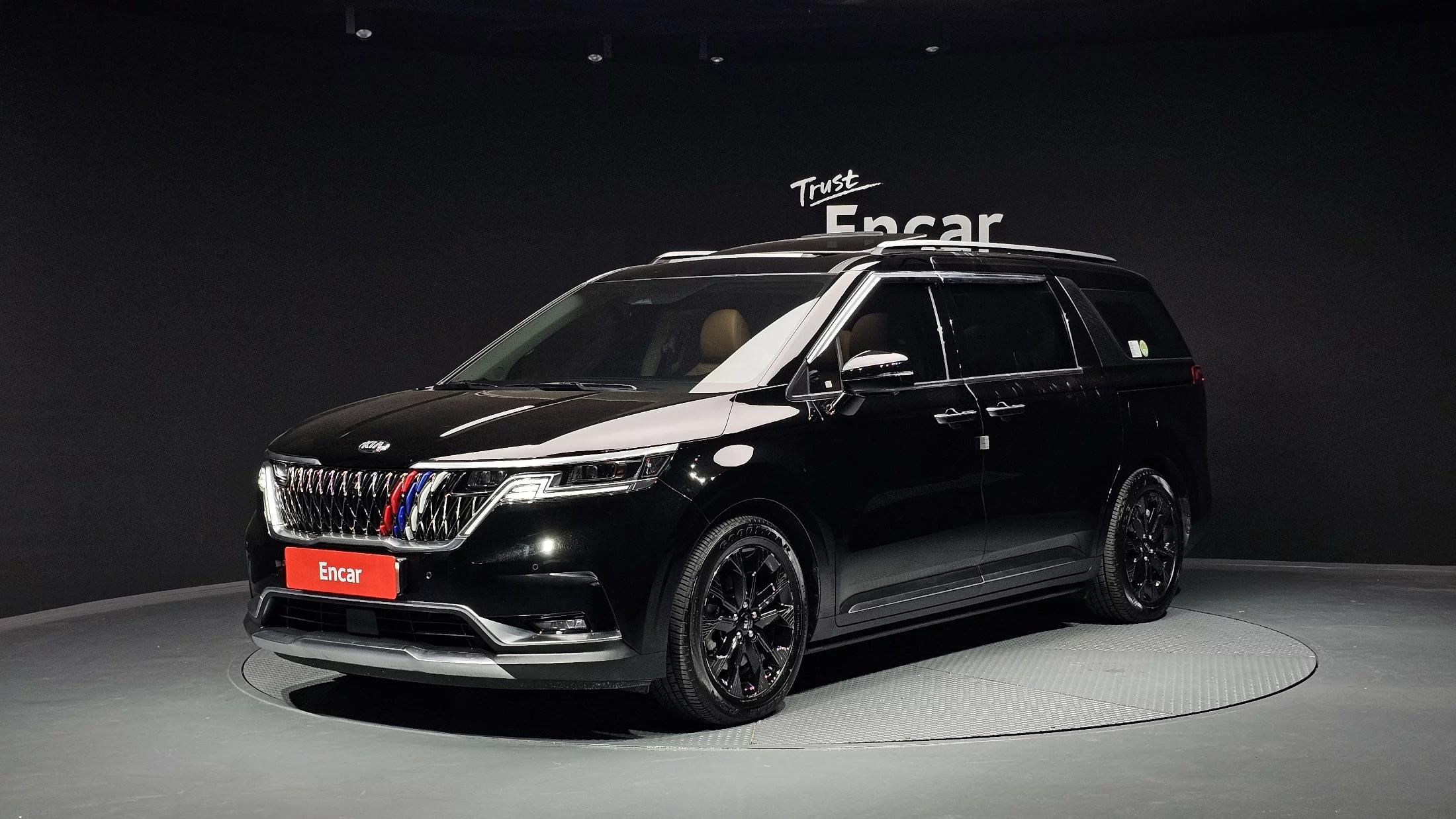 Kia Carnival 9-Seater Signature, 2021 г. 37747 км.