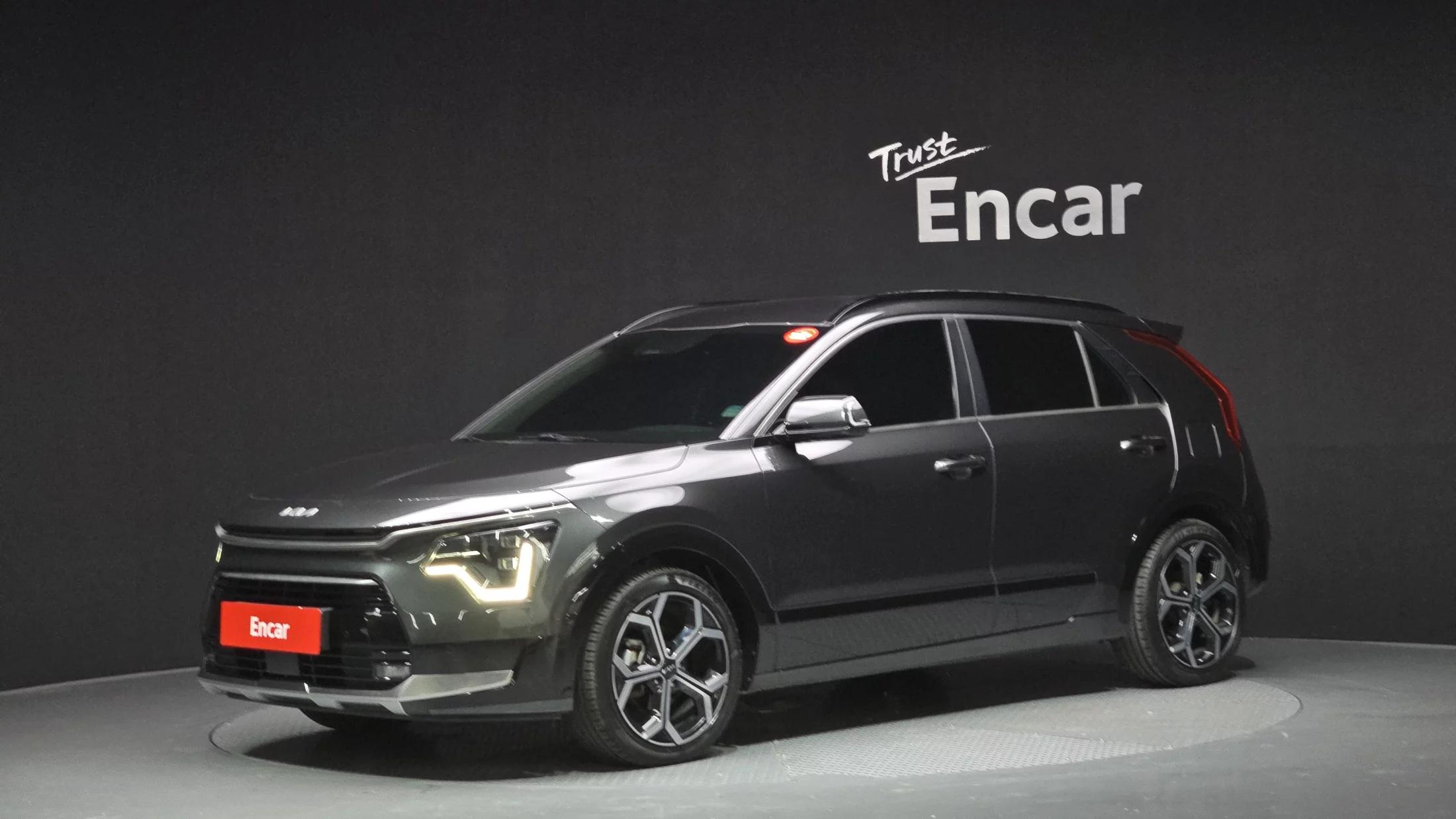 Kia Niro Signature, гибрид, 2022 г. 76852 км.
