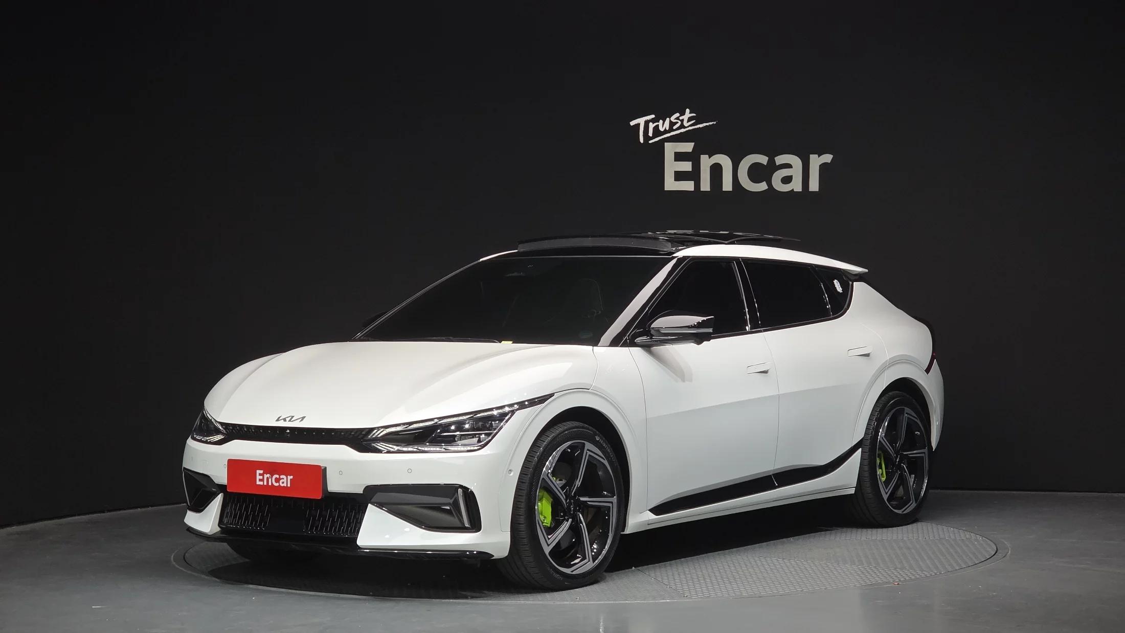 Kia EV6 GT 4WD, электромобиль, 2023 г. 39033 км.