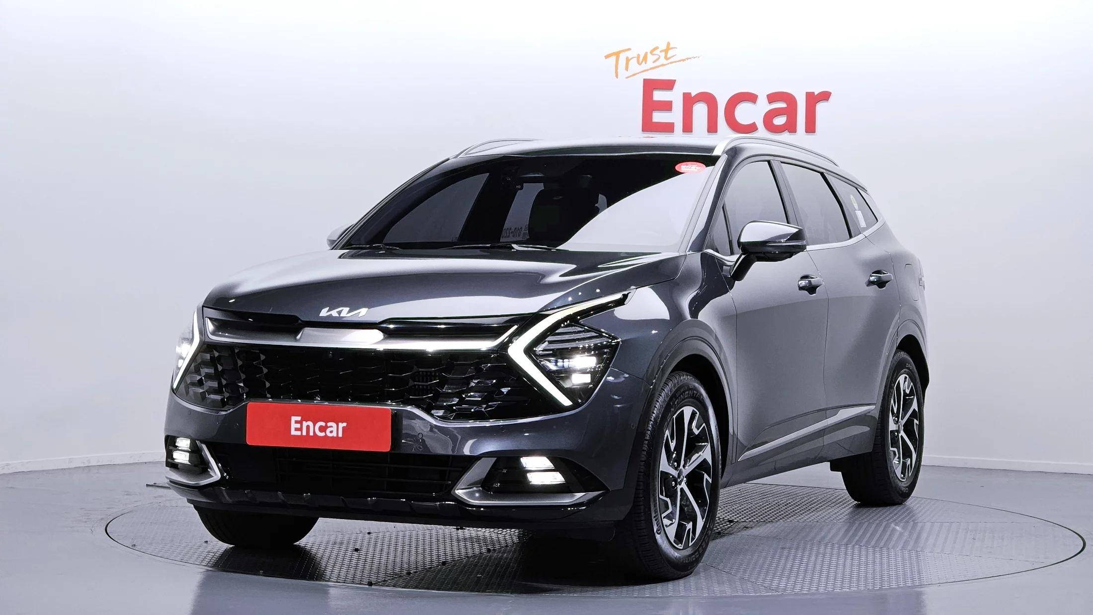 Kia Sportage Signature 2WD, гибрид, 2021 г. 83949 км.