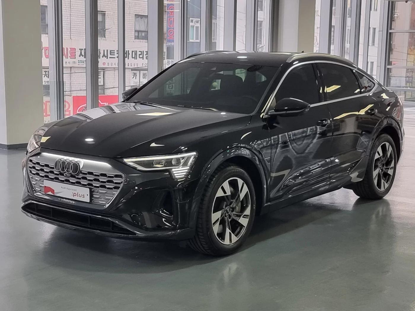 Audi Q8 E-TRON 55 Quattro Sportback, электромобиль, 2024 г. 16039 км.