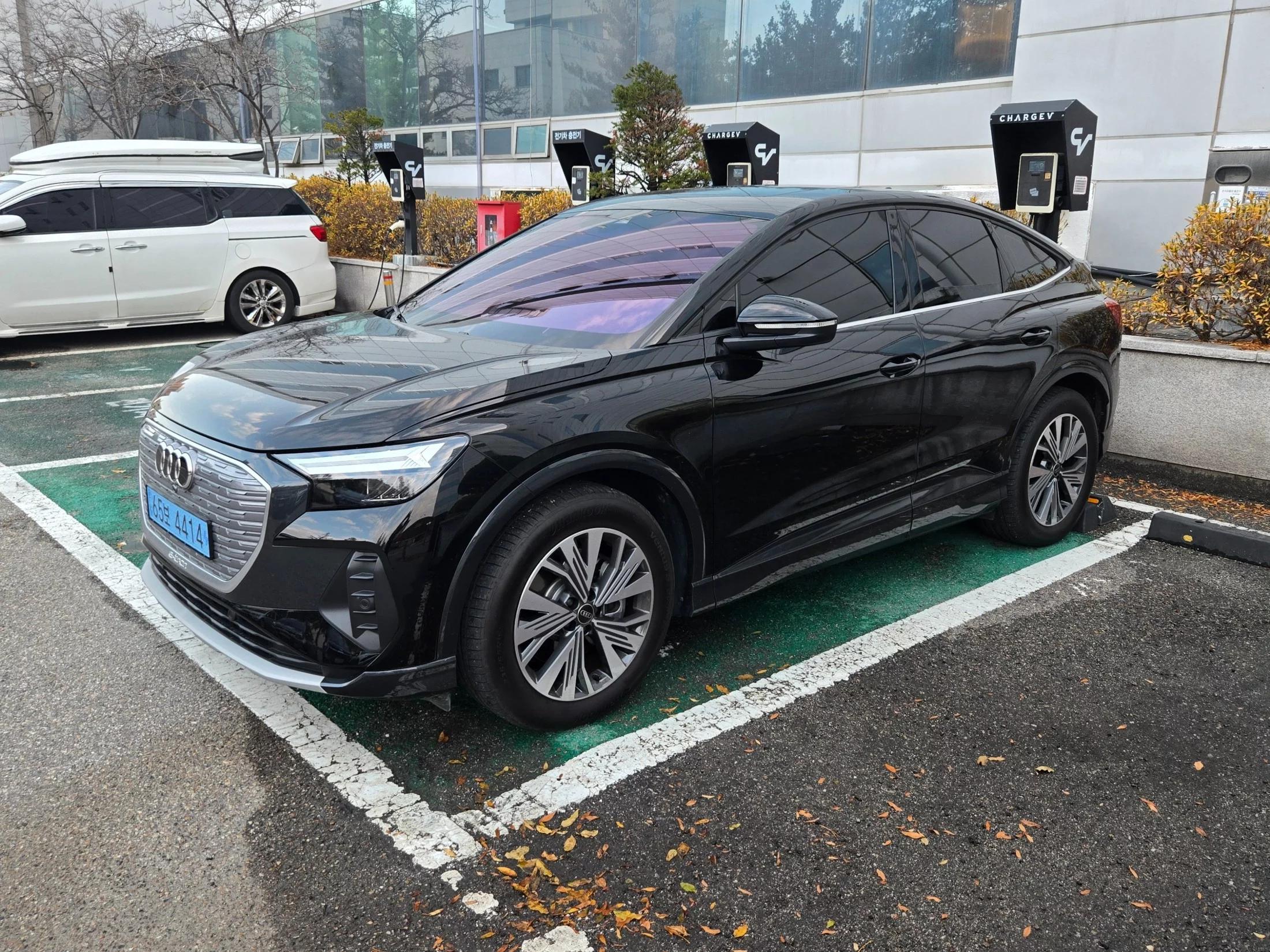 Audi Q4 e-tron 45 Sportback, электромобиль, 2025 г. 13041 км.