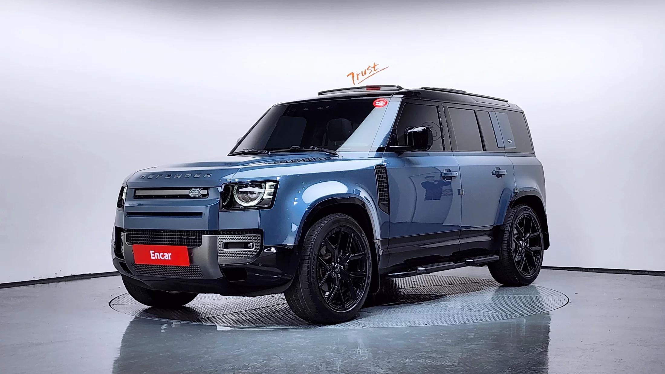 Land Rover DEFENDER 110 P300 X-Dynamic SE, 2022 г. 28206 км.