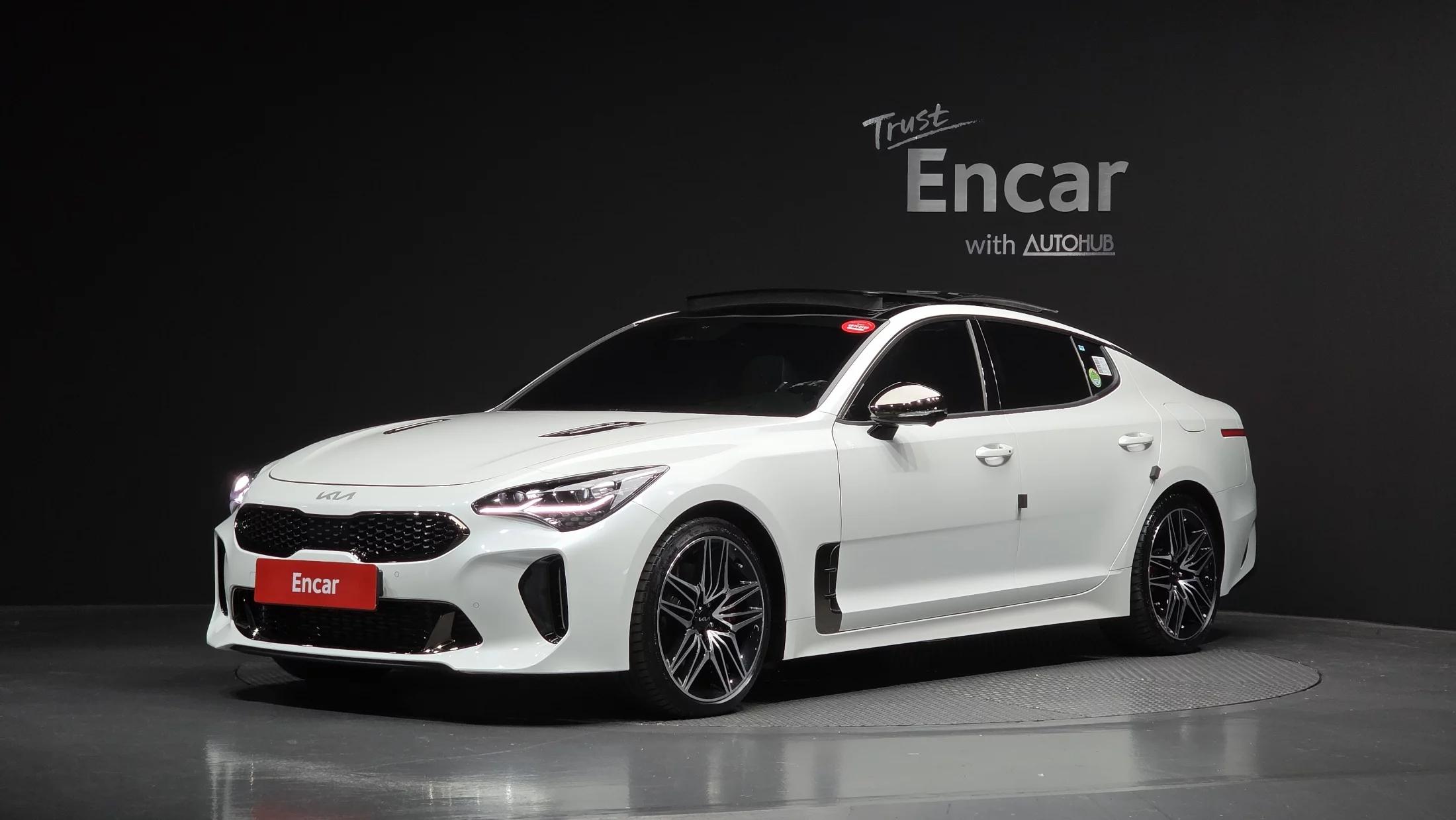 Kia Stinger 3.3 GT, 2023 г. 23472 км.