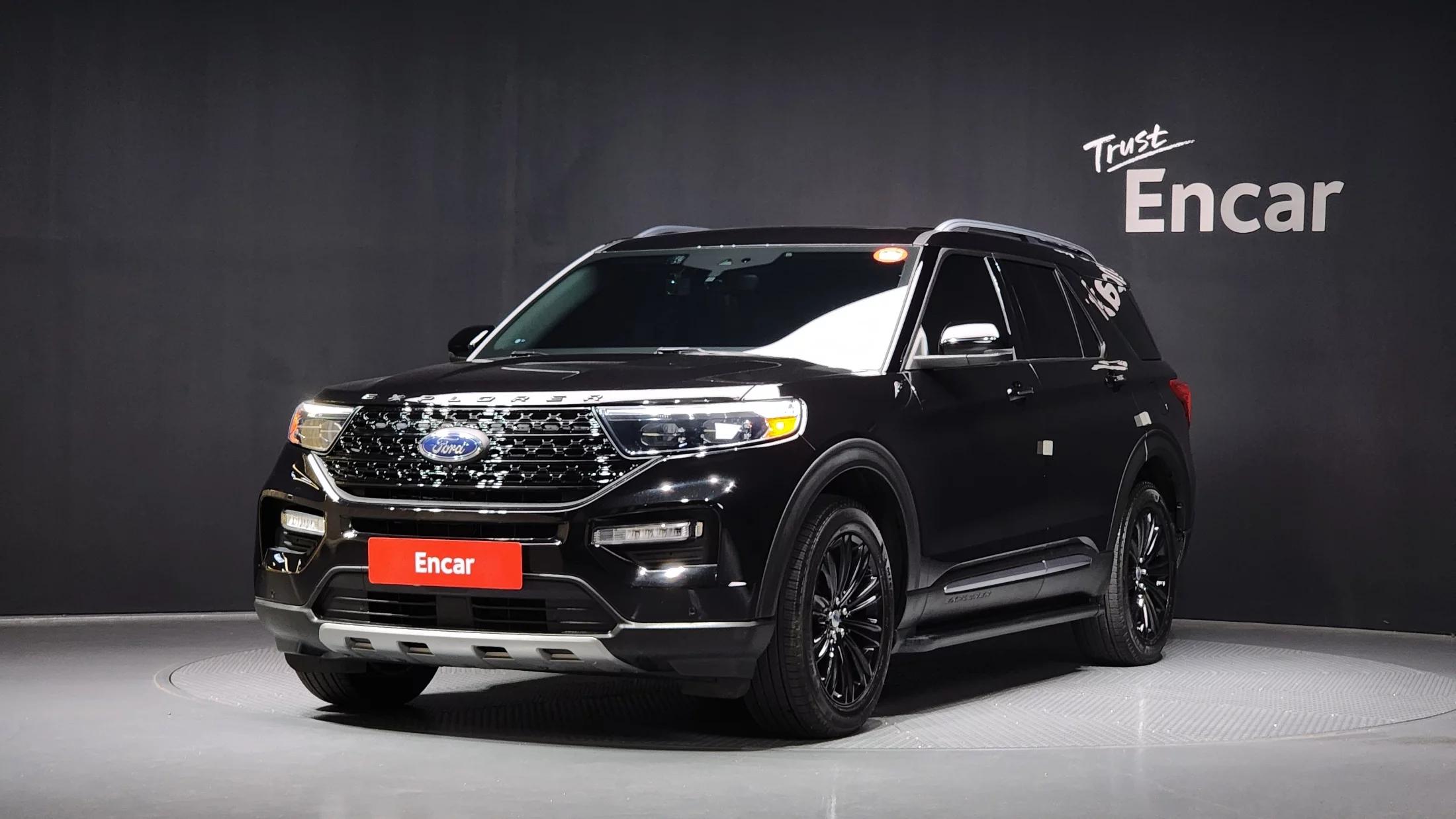 Ford EXPLORER 2.3 LimIted 4WD, 2022 г. 35080 км.