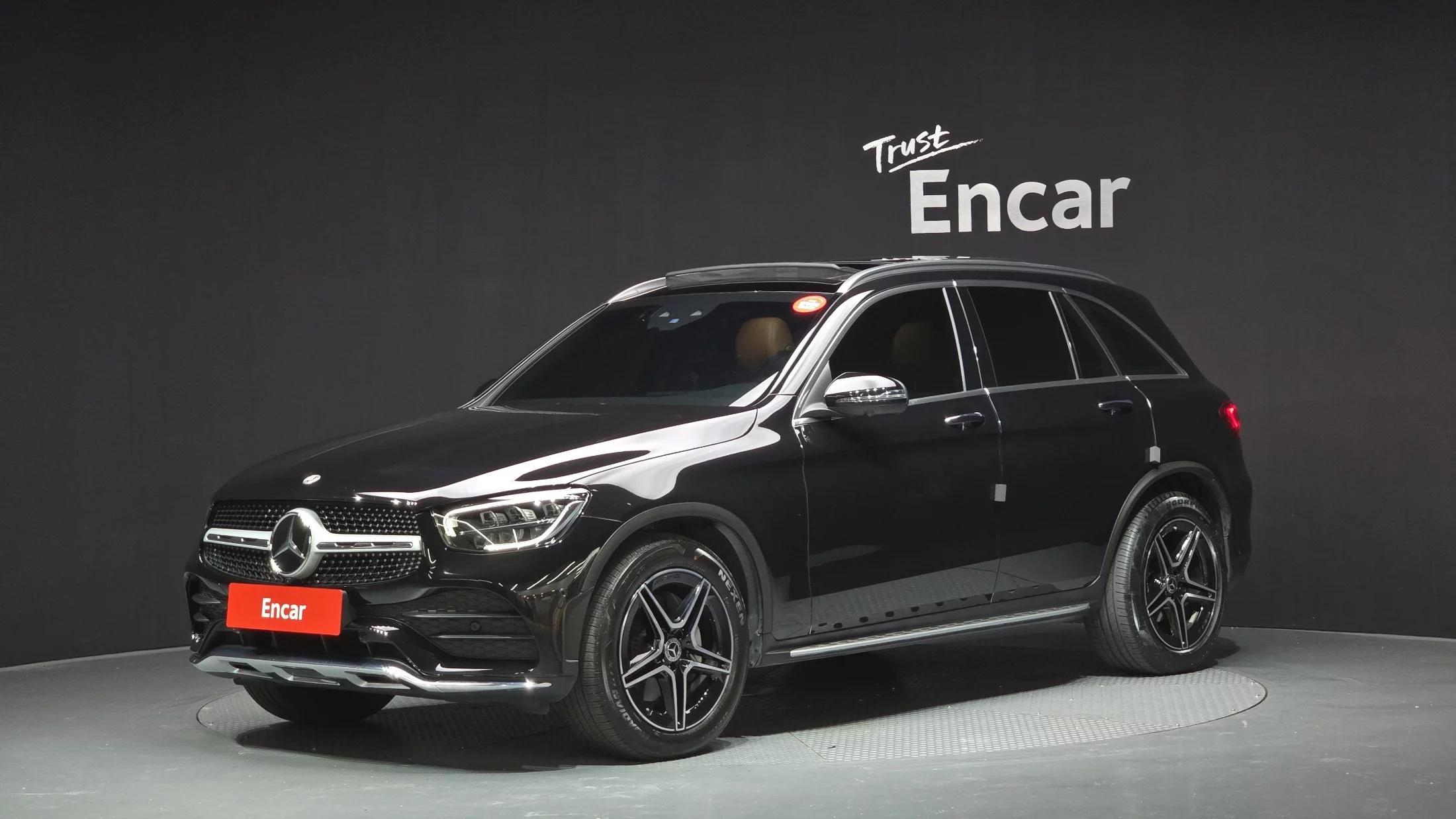 Mercedes-Benz GLC-Class GLC300 4MATIC, 2022 г. 57177 км.