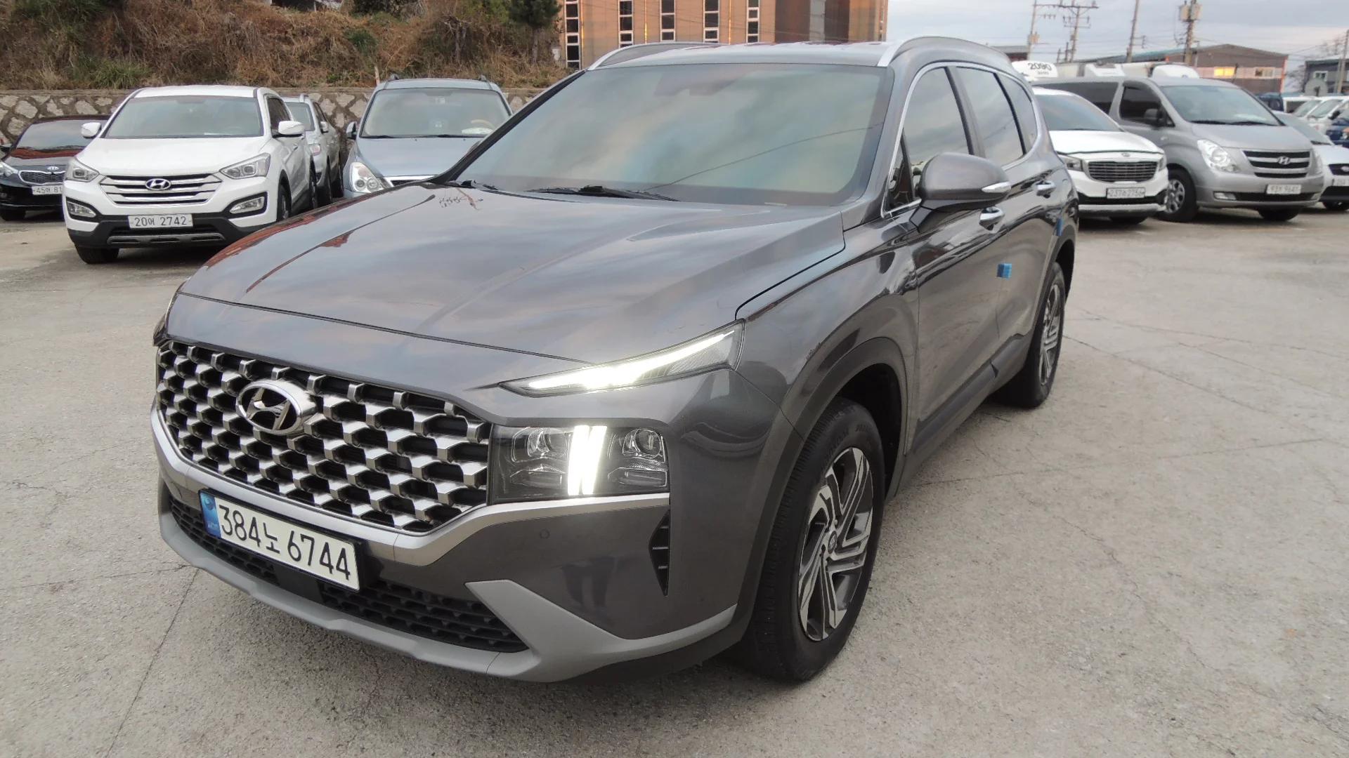 Hyundai Santa Fe Gasoline 2.5T 2WD Prestige, 2021 г. 35128 км.