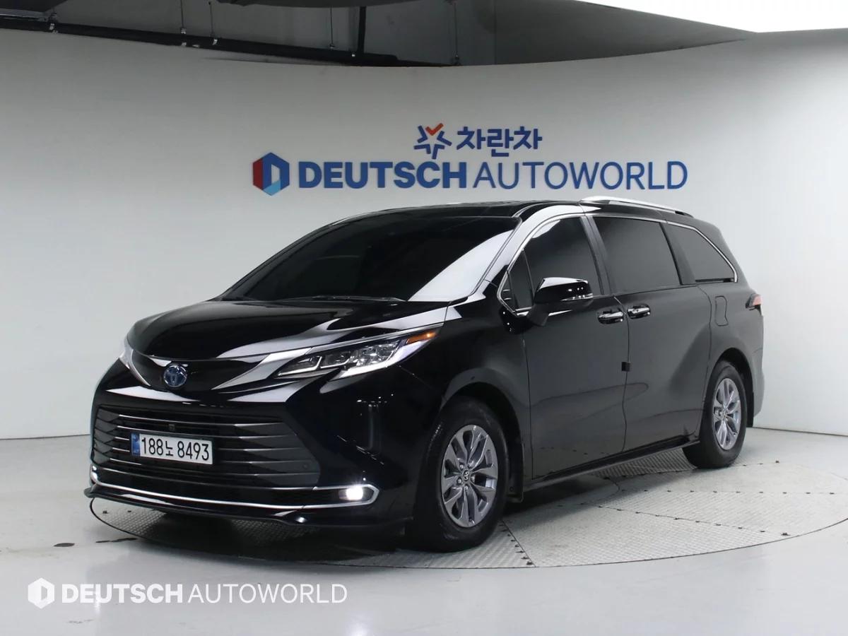 Toyota SIENNA 2.5 Hybrid AWD, гибрид, 2024 г. 41661 км.