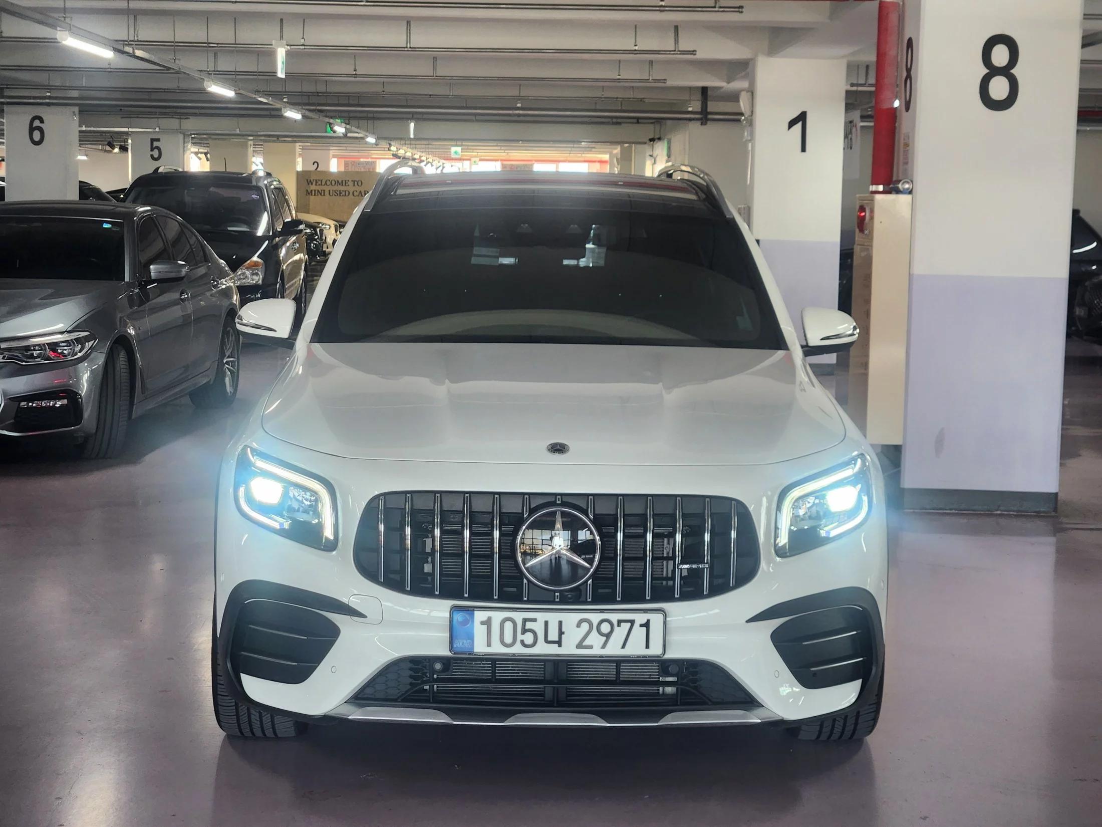 Mercedes-Benz GLB-Class AMG GLB35 4MATIC, 2022 г. 21576 км.