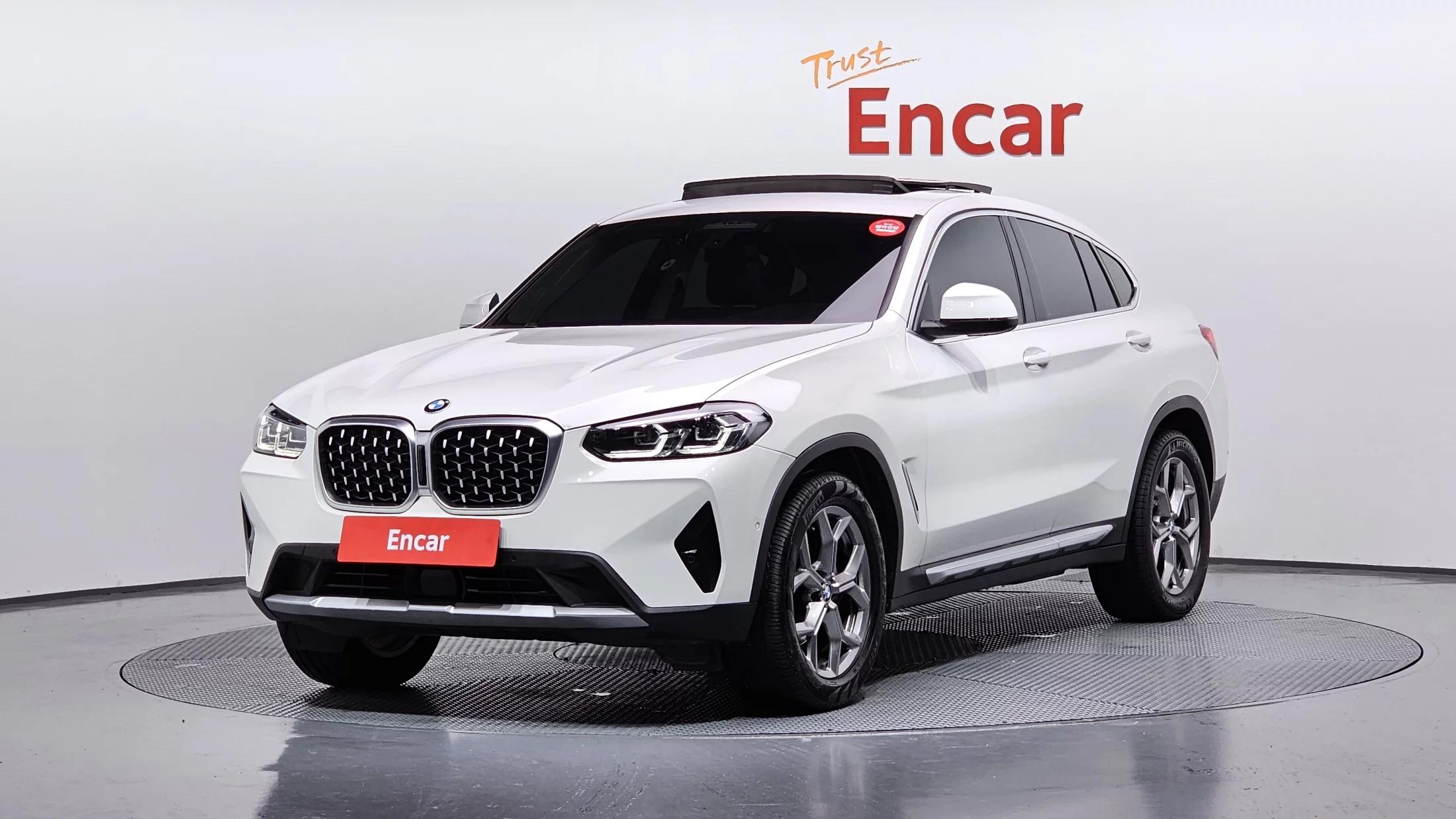 BMW X4 xDrive20i xLine, 2022 г. 90346 км.