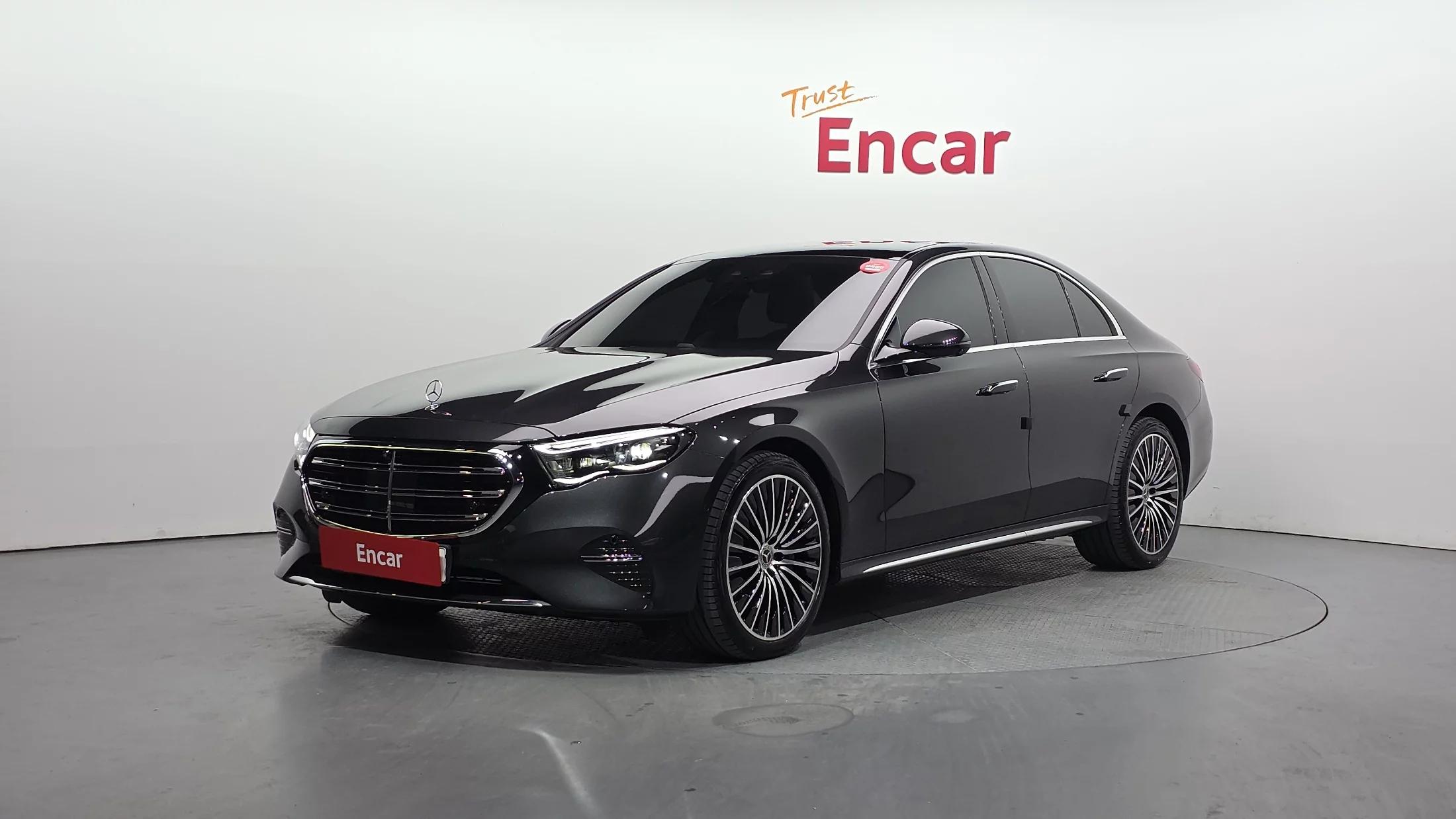 Mercedes-Benz E-Class E450 4MATIC, 2024 г. 16778 км.