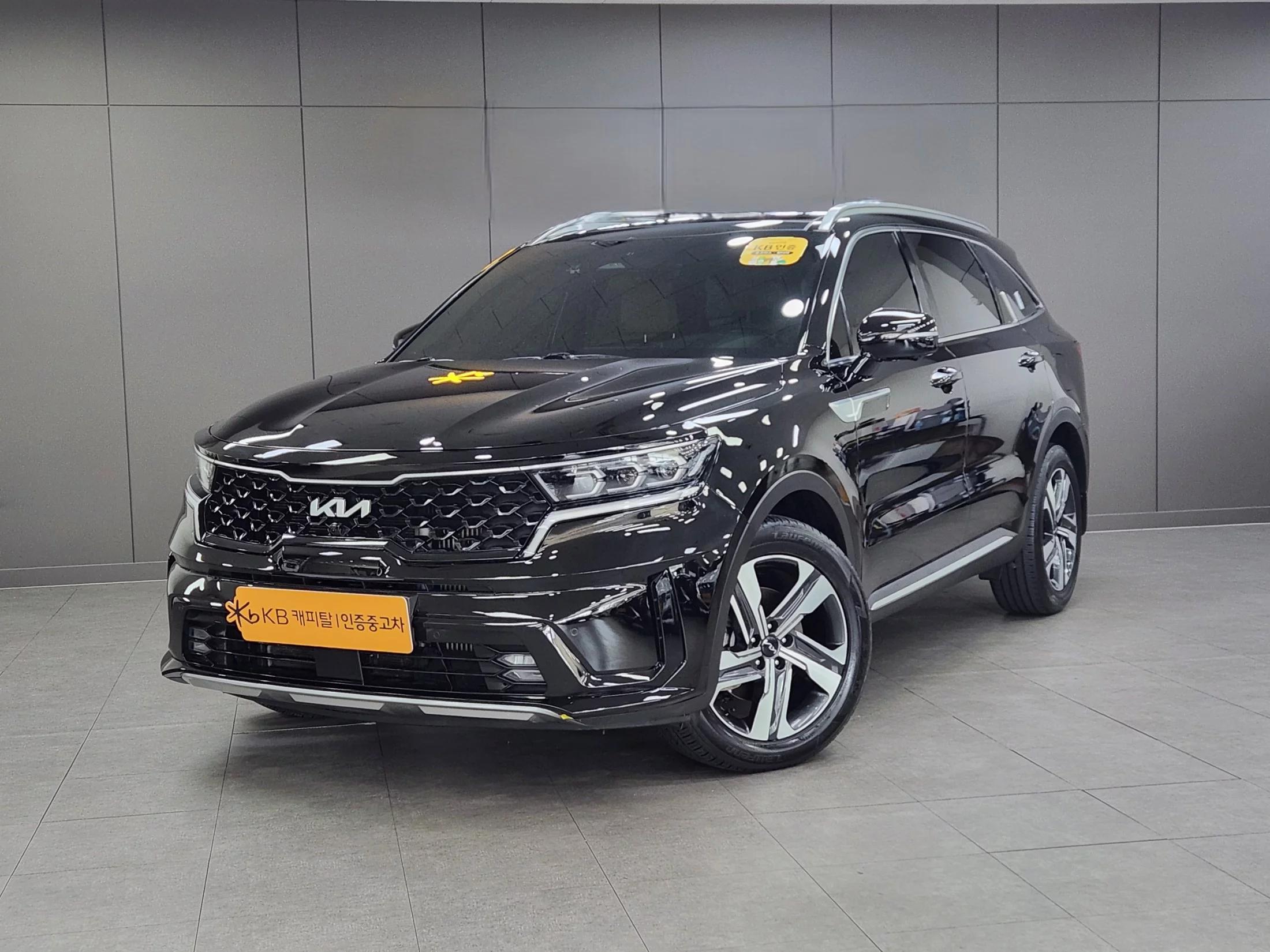 Kia Sorento HEV 1.6 2WD Noblesse, гибрид, 2022 г. 57063 км.