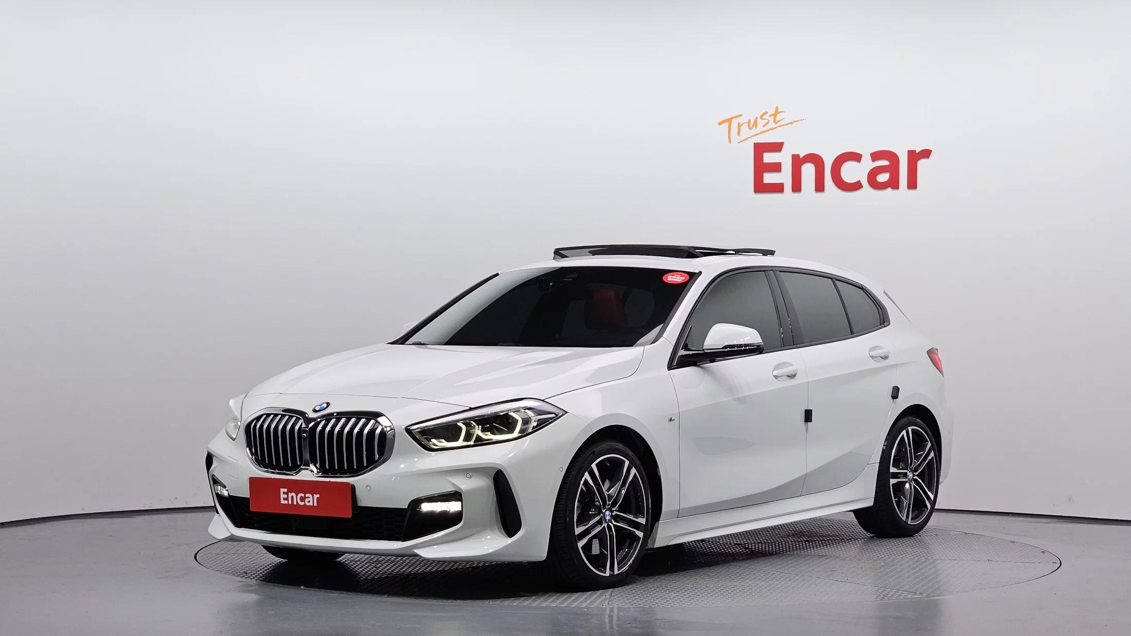 BMW 1-Series 120i M Sports, 2022 г. 25224 км.
