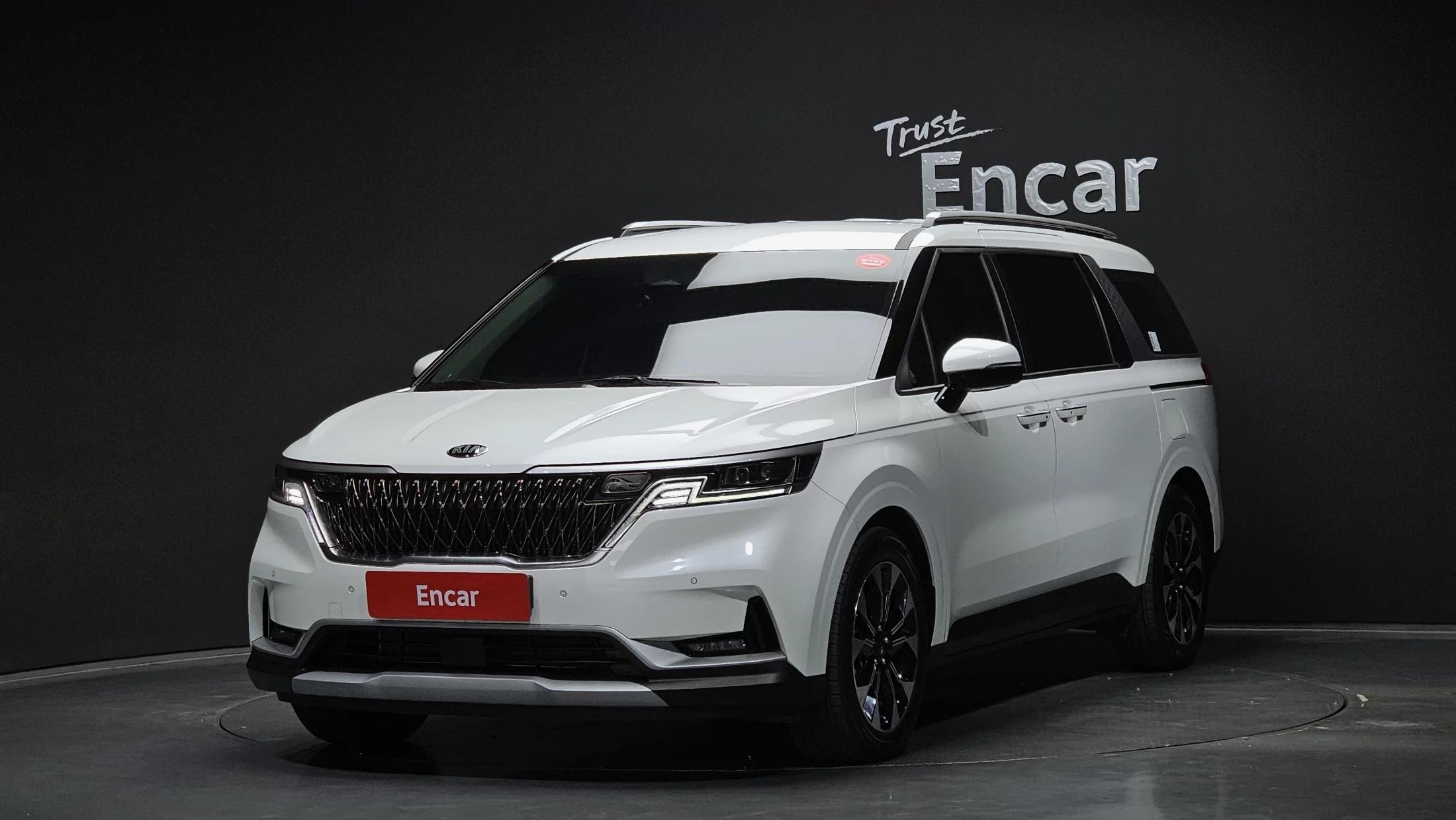 Kia Carnival Gasoline 9-Seater Prestige, 2021 г. 18219 км.