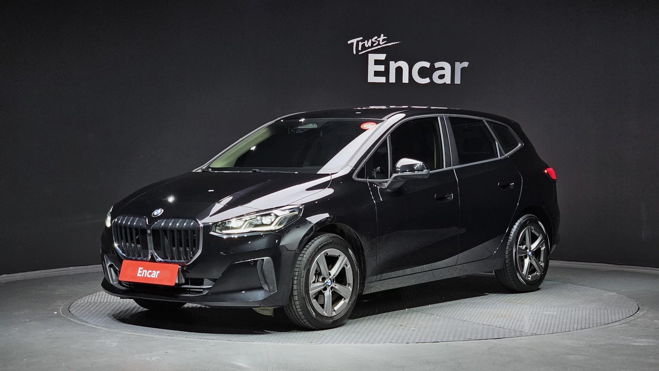 BMW 2-Series 220i Advantage, 2025 г. 2059 км.