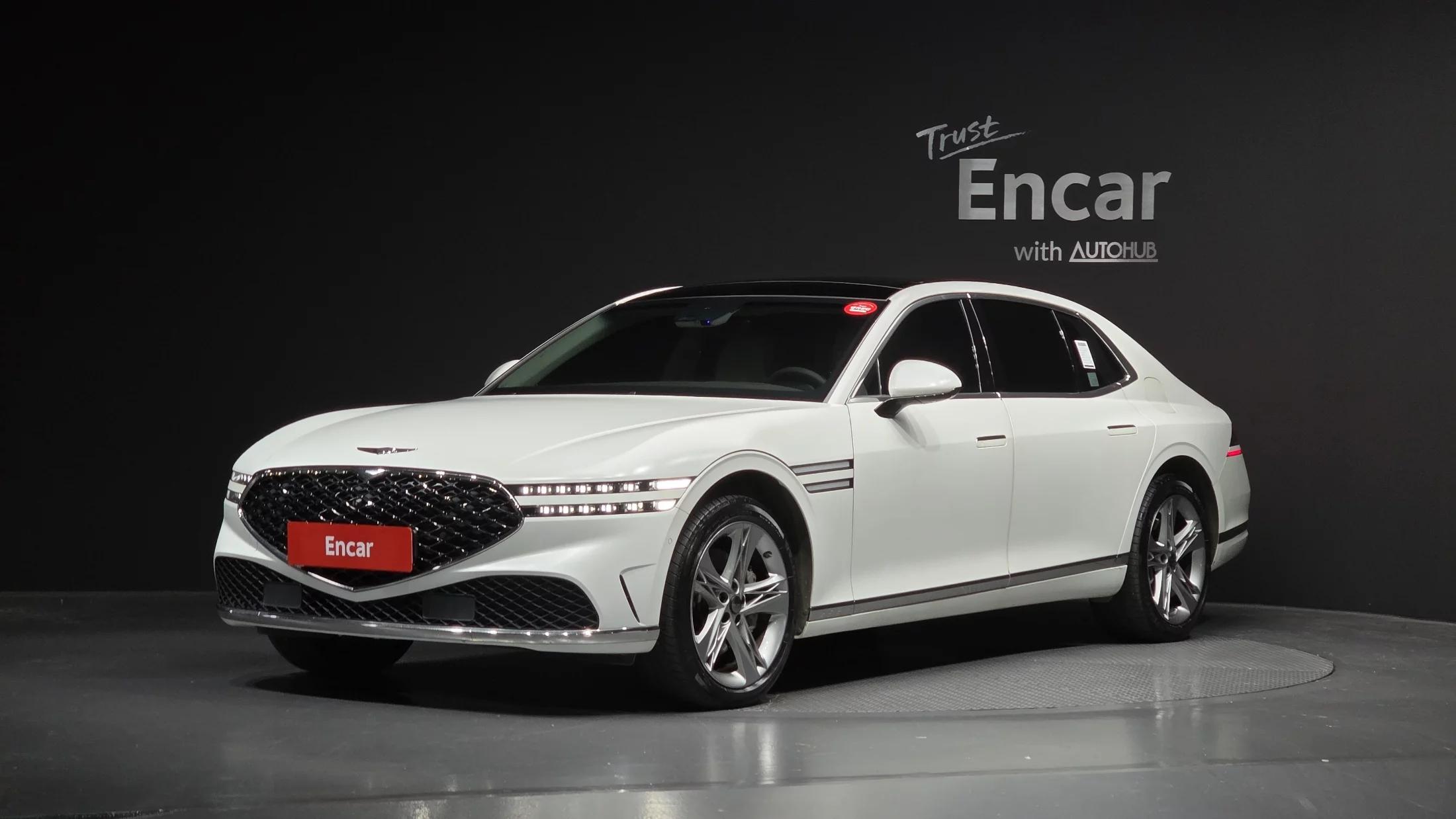 Genesis G90 Gasoline 3.5 Turbo AWD, 2022 г. 79540 км.