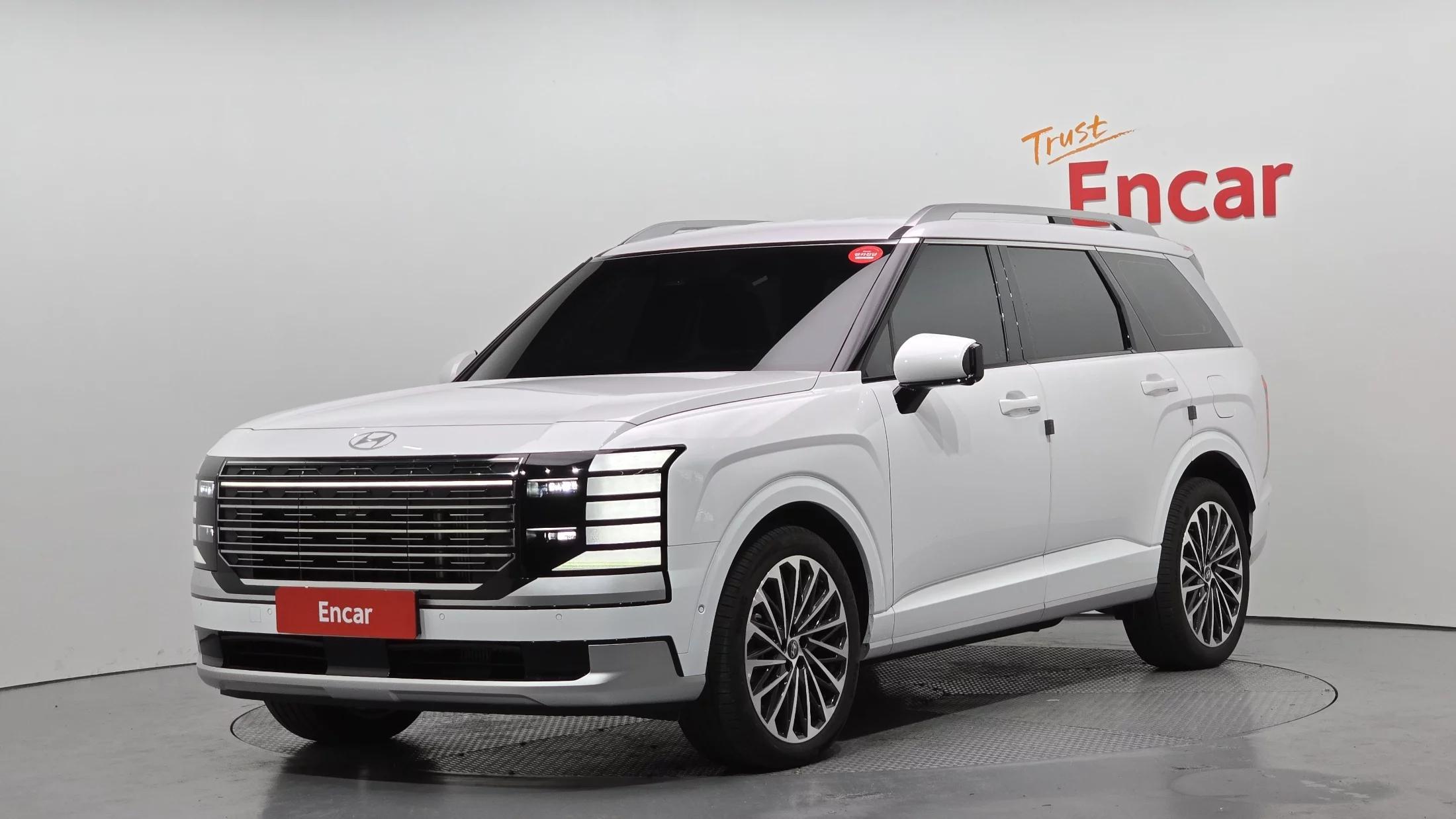 Hyundai Palisade Gasoline 2.5T 4WD 7-Seater Calligraphy, 2025 г. 12994 км.