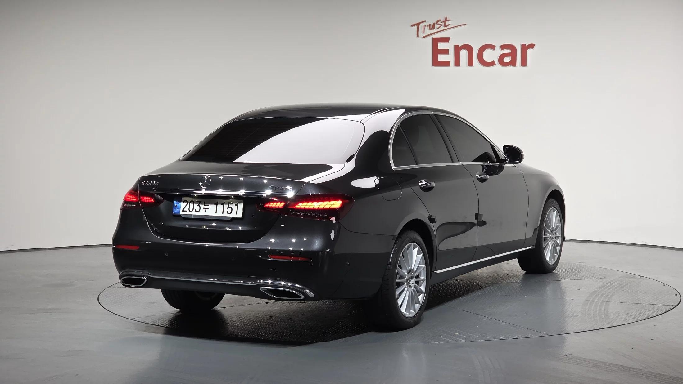 Mercedes-Benz E-Class E220d 4MATIC Exclusive, 2022 г. 67527 км.