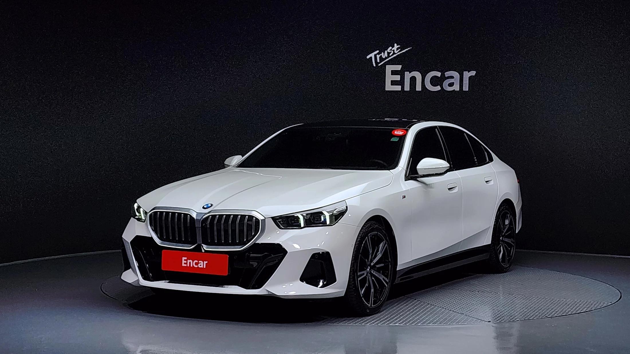 BMW 5-Series 530i xDrive M Sport, 2023 г. 23732 км.