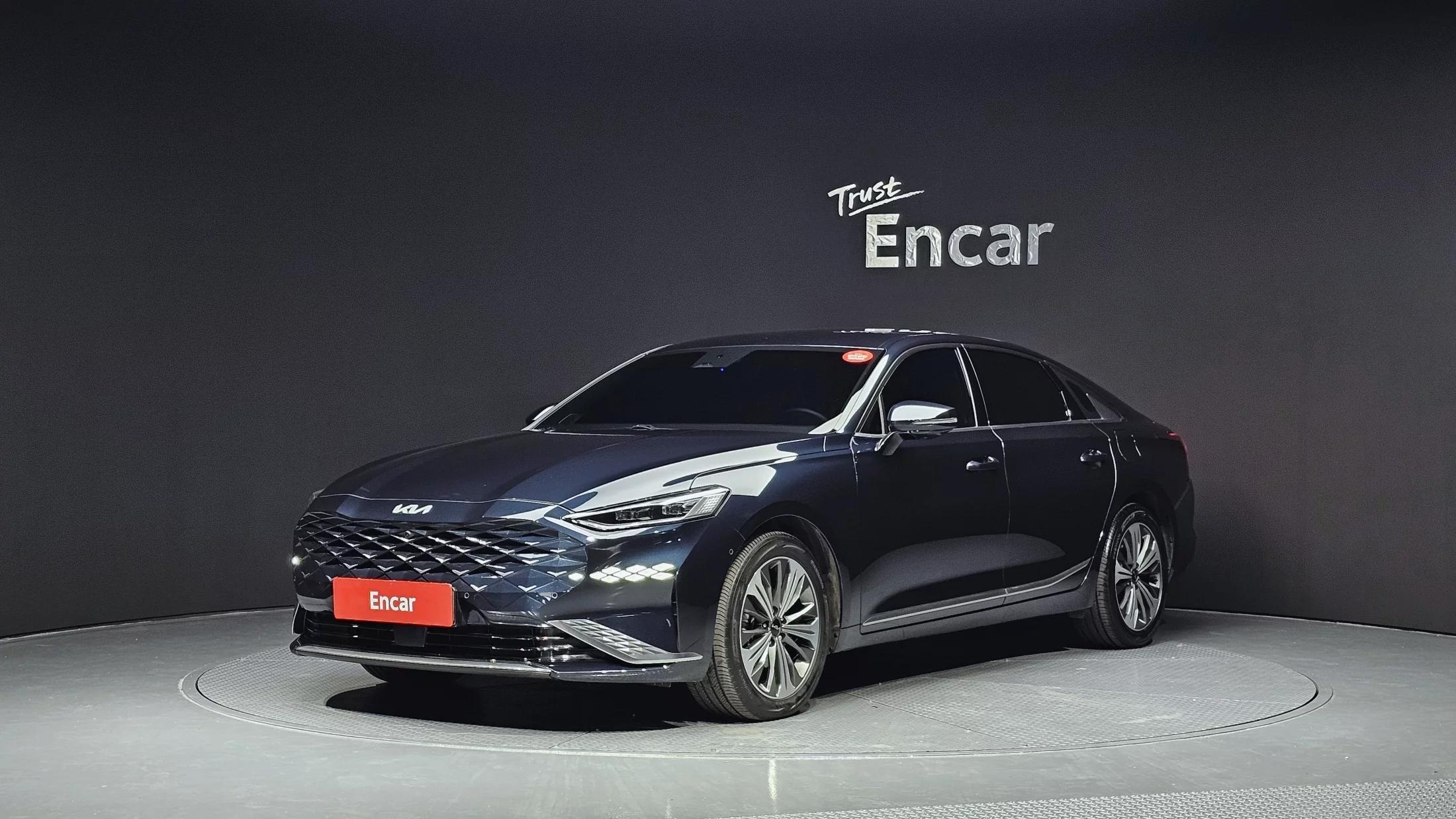 Kia K8 Noblesse, гибрид, 2023 г. 40512 км.
