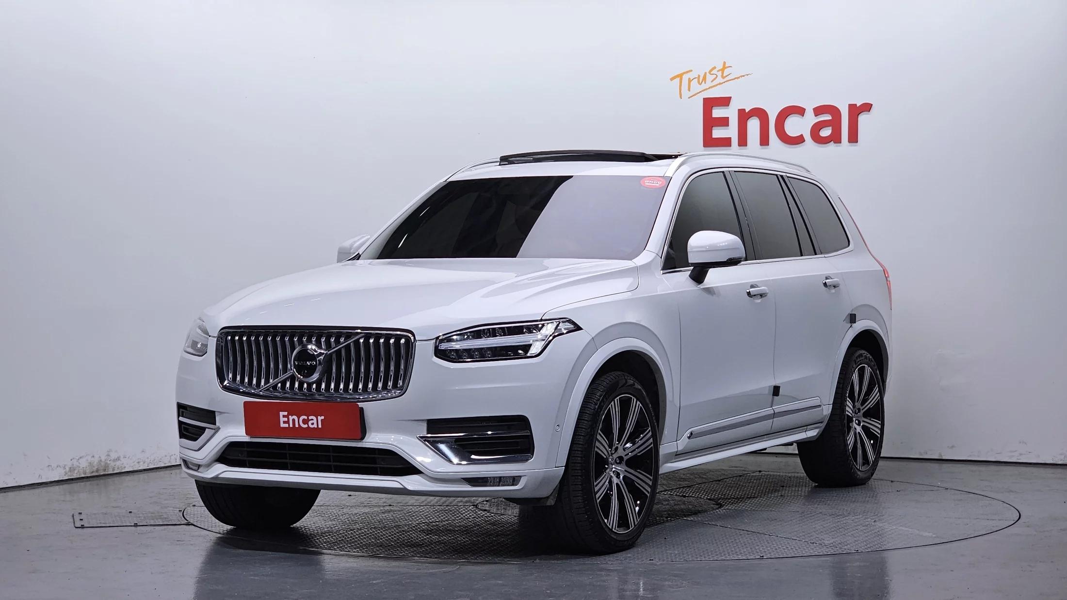 Volvo XC90 B6 Inscription, 2022 г. 72933 км.