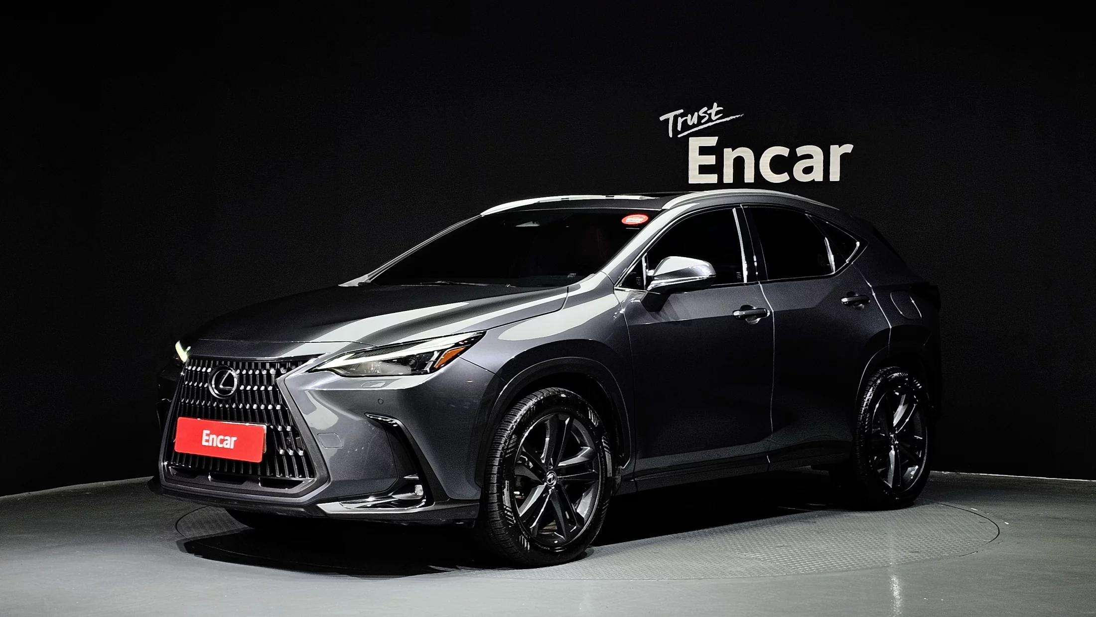 Lexus NX350h Premium, гибрид, 2022 г. 94263 км.