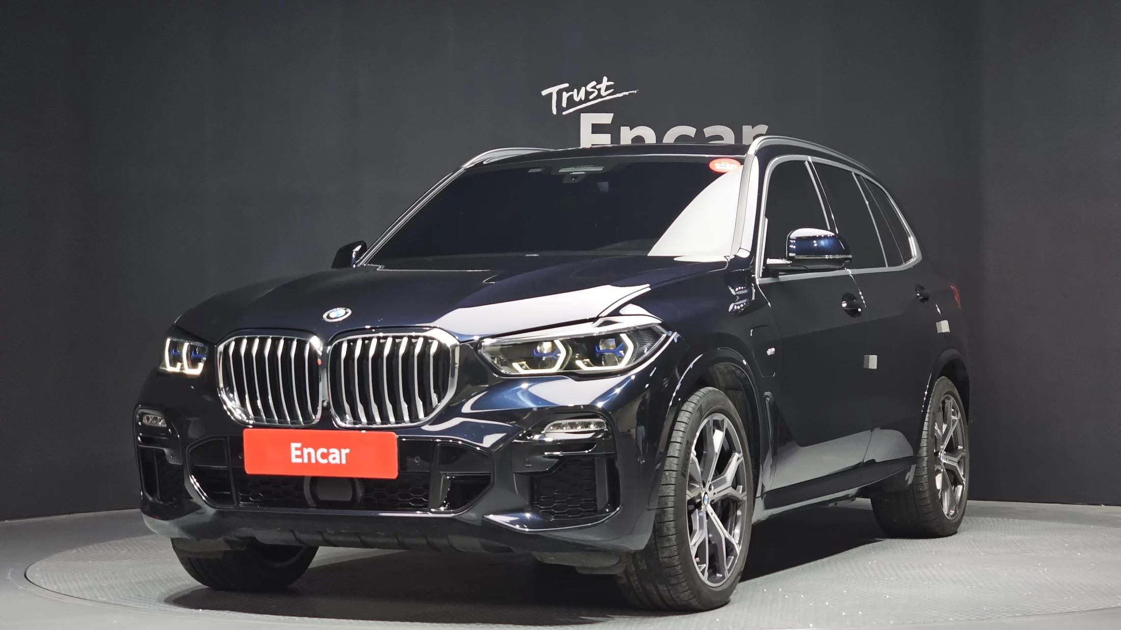 BMW X5 xDrive 45e M Sport, гибрид, 2021 г. 108265 км.
