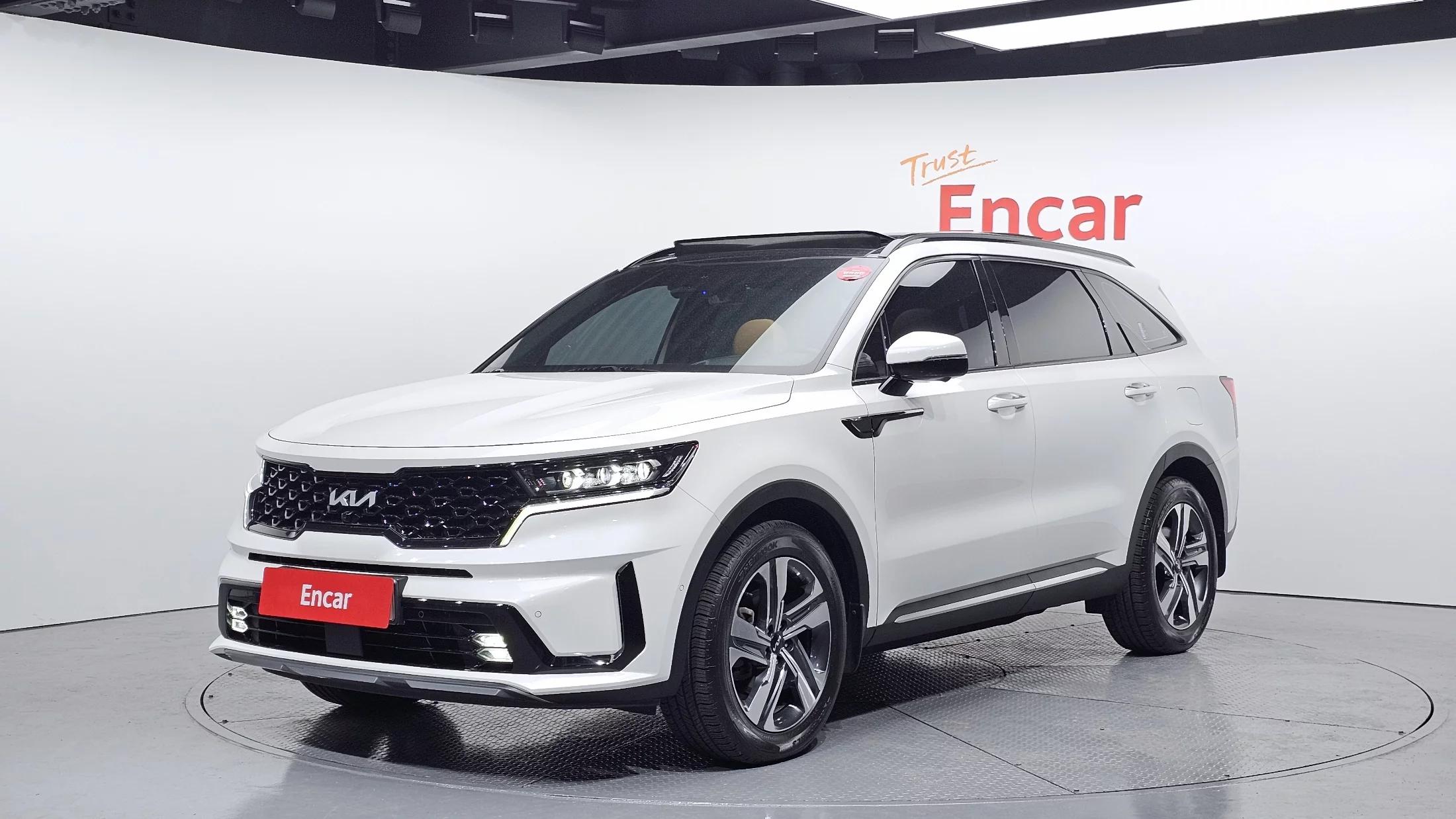 Kia Sorento HEV 1.6 2WD Gravity, гибрид, 2021 г. 70421 км.