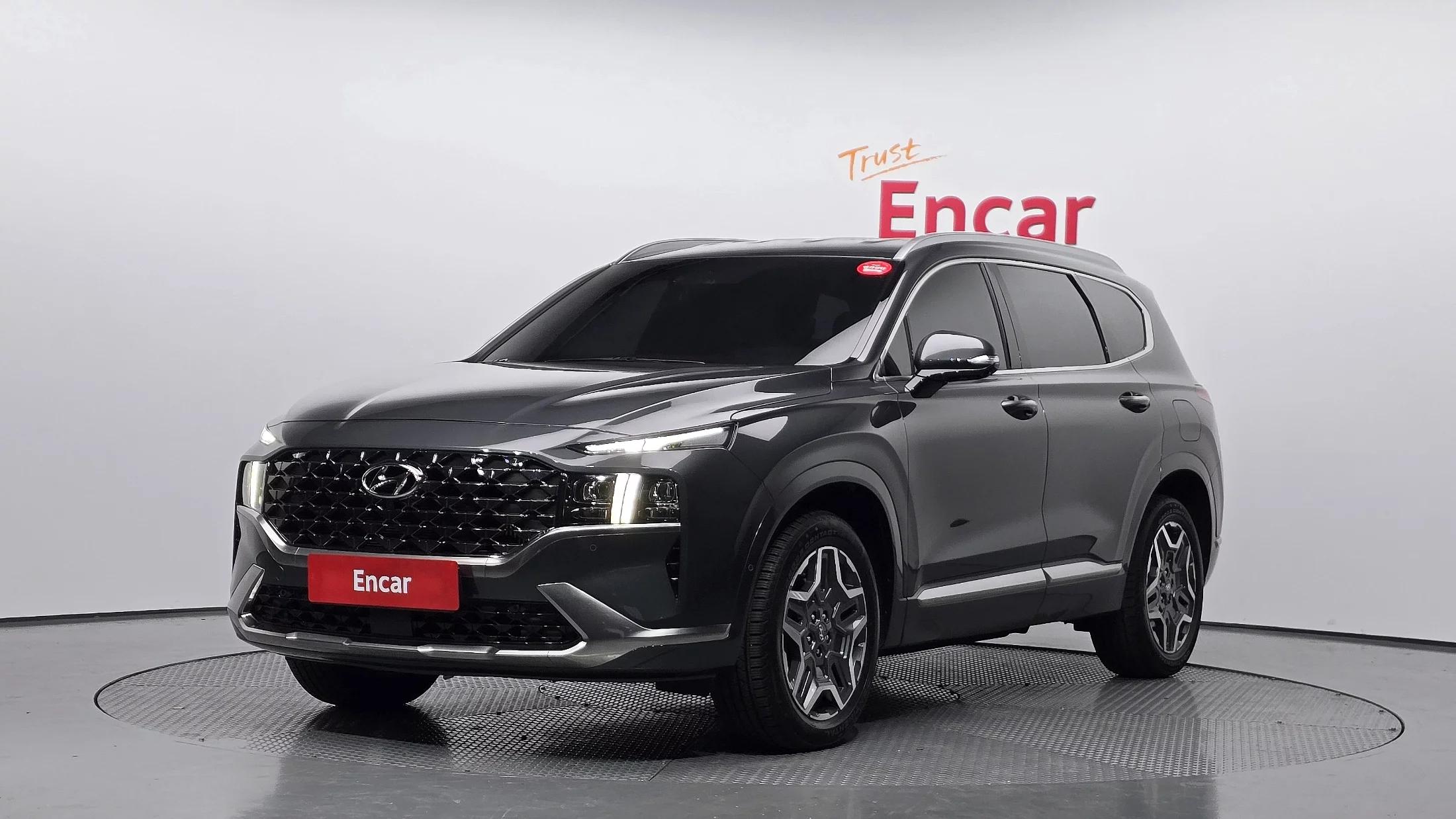 Hyundai Santa Fe HEV 1.6 2WD Calligraphy, гибрид, 2022 г. 41124 км.
