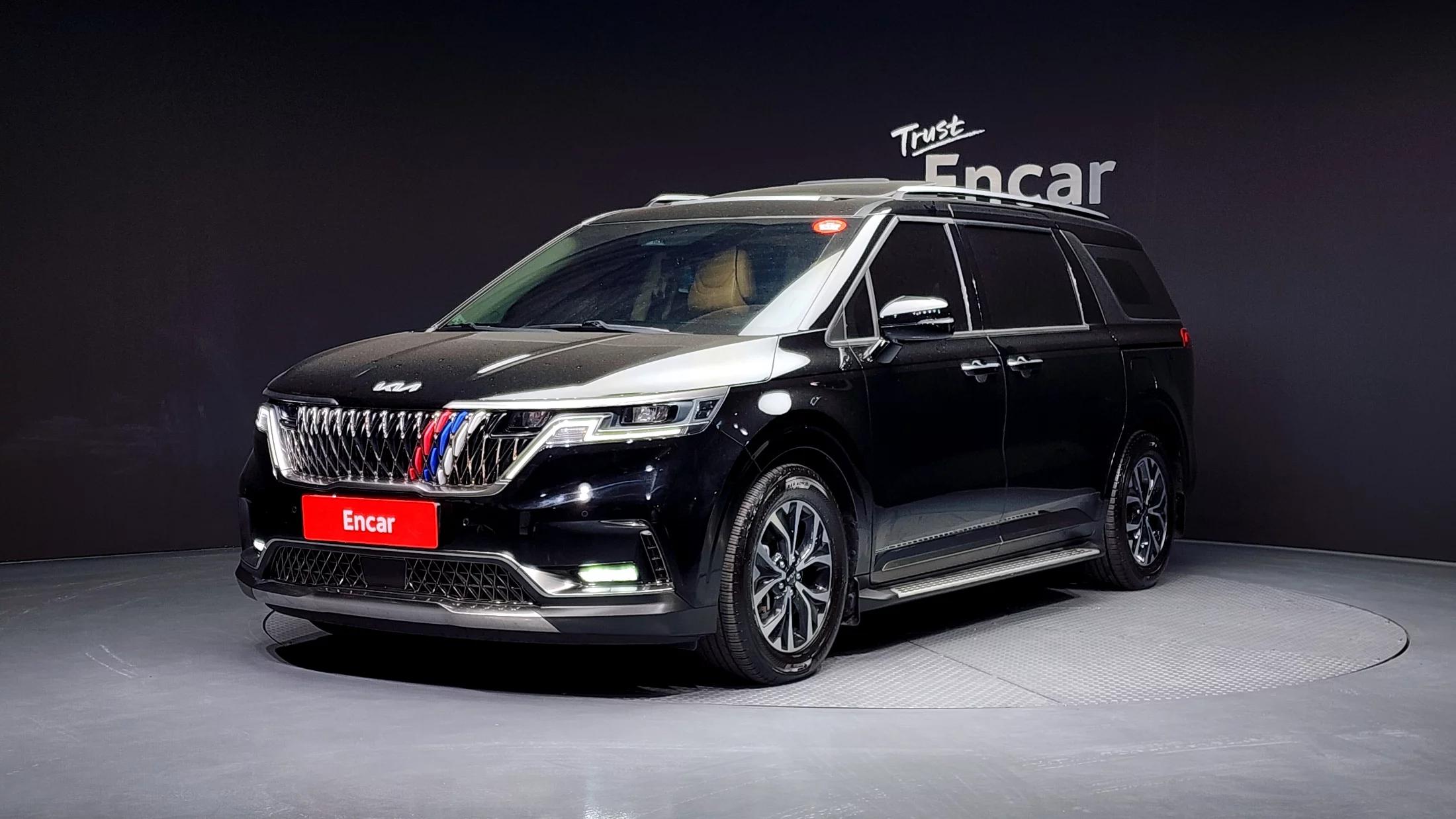 Kia Carnival Gasoline 9-Seater Noblesse, 2023 г. 54980 км.