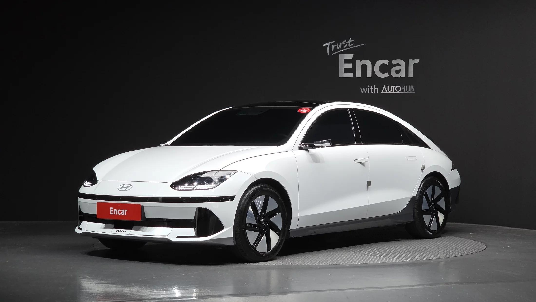 Hyundai Ioniq 6 Long Range AWD Prestige, электромобиль, 2024 г. 5912 км.
