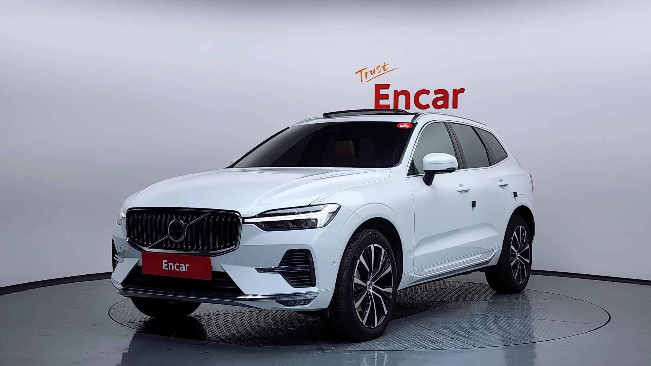 Volvo XC60 B6 Ultimate Bright, 2024 г. 61747 км.