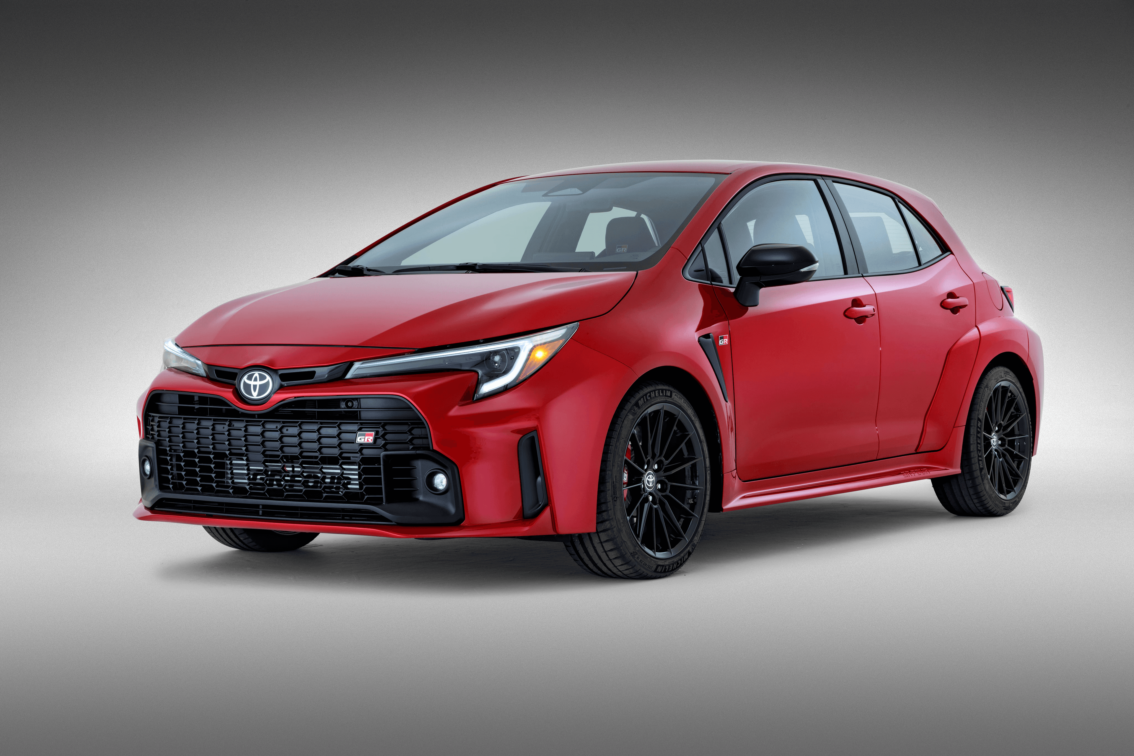 Руководители Toyota намекают на потенциальный автоматический GR Corolla