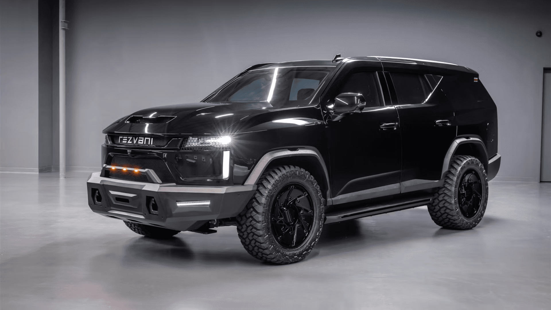 Rezvani Arsenal - пуленепробиваемый Cadillac Escalade с ценником гиперкара