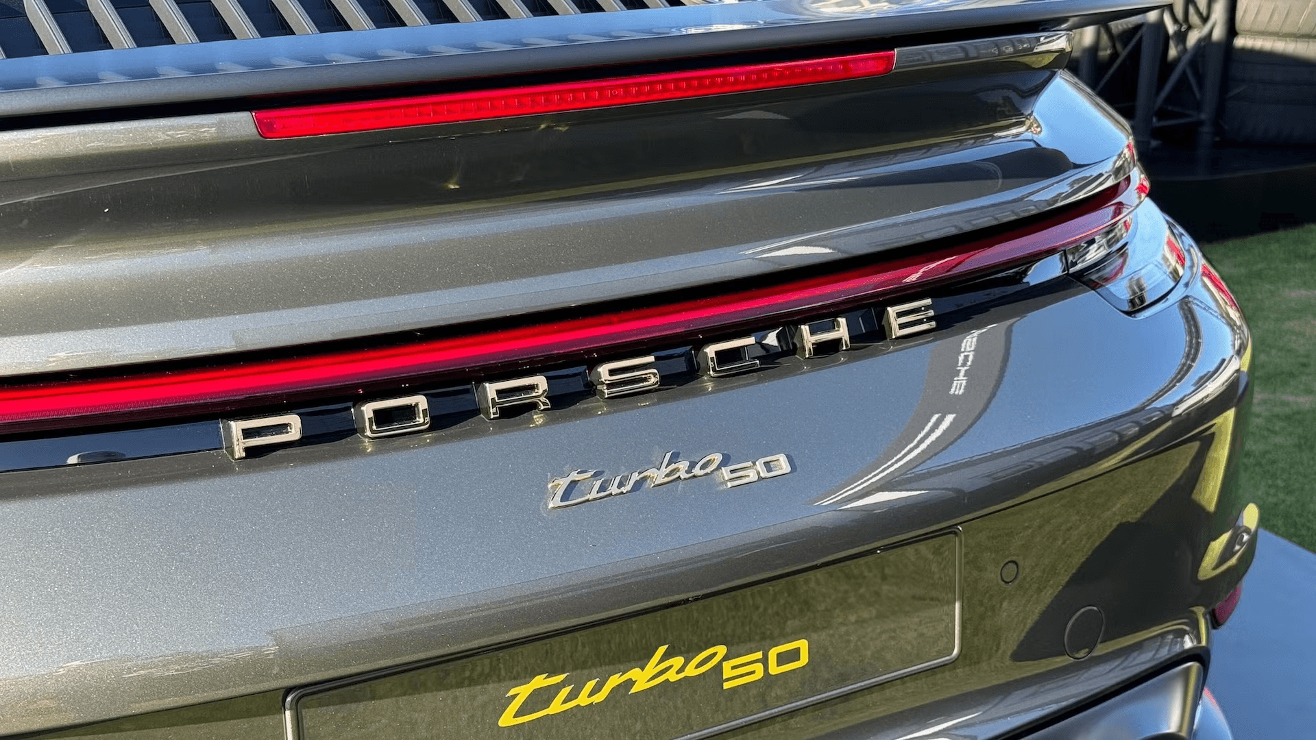 Porsche 911 Turbo наконец-то получит технологии от 918 Spyder