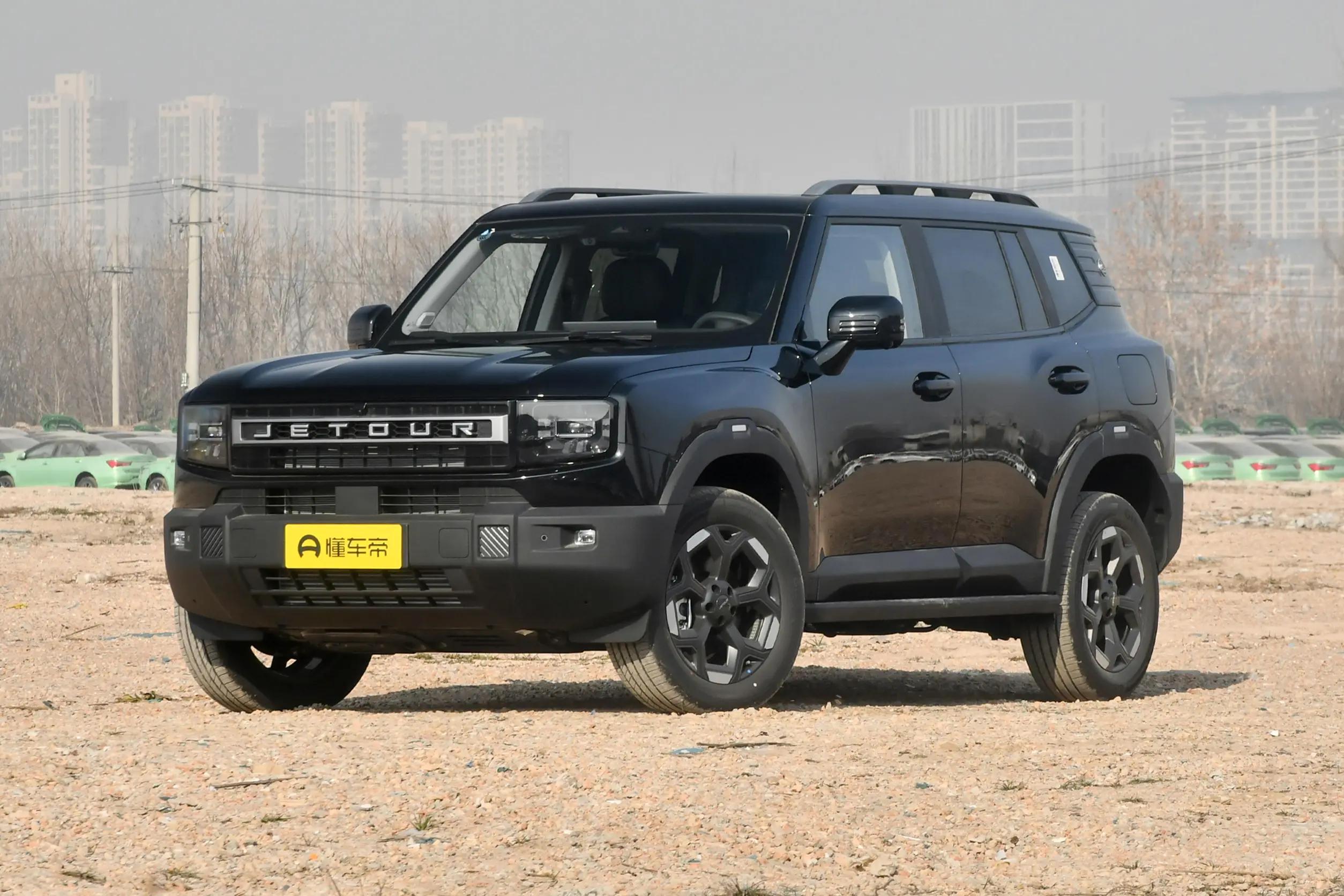 Новый уровень свободы: обзор JETOUR Traveler 2025 (2.0TD XWD Conqueror)