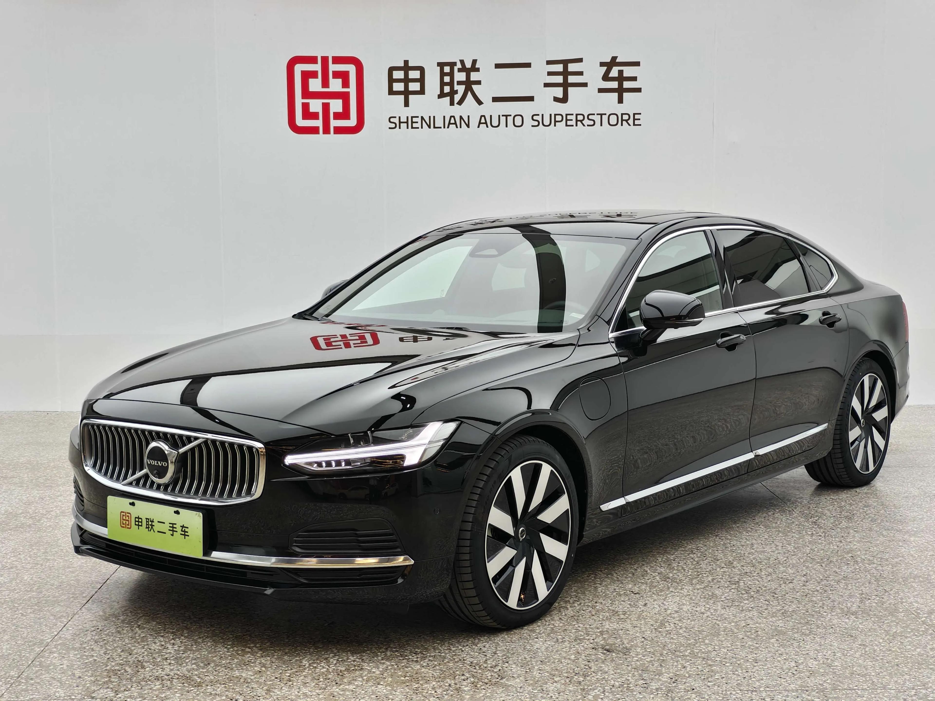 Volvo S90 PHEV 2024 г.