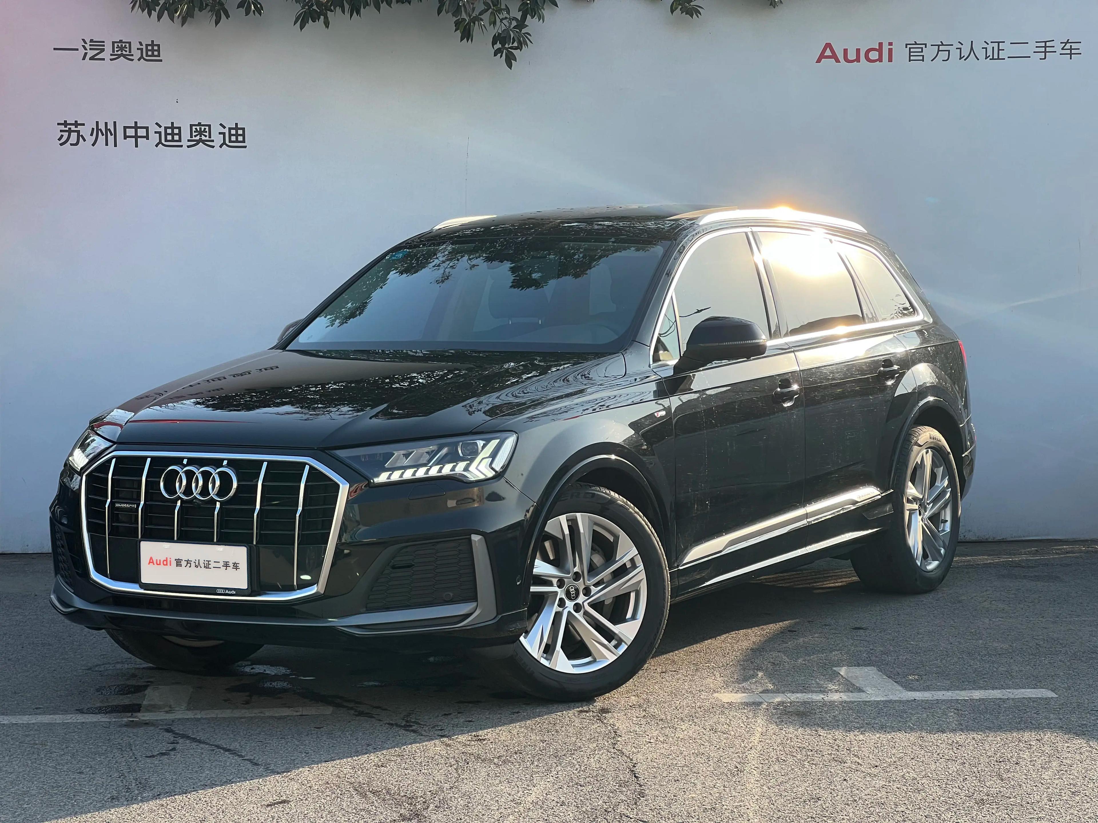 Audi Q7 2023 г.
