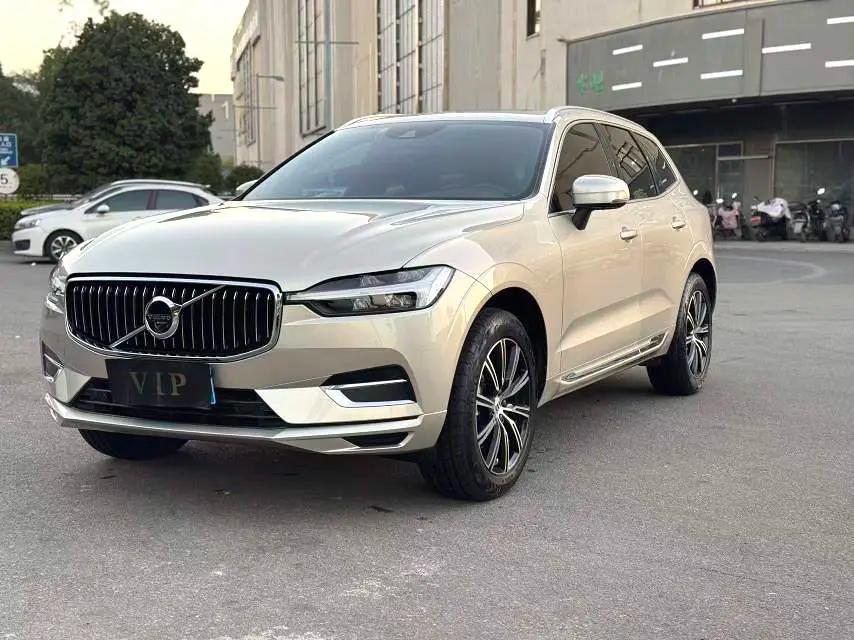 Volvo XC60 2021 г.