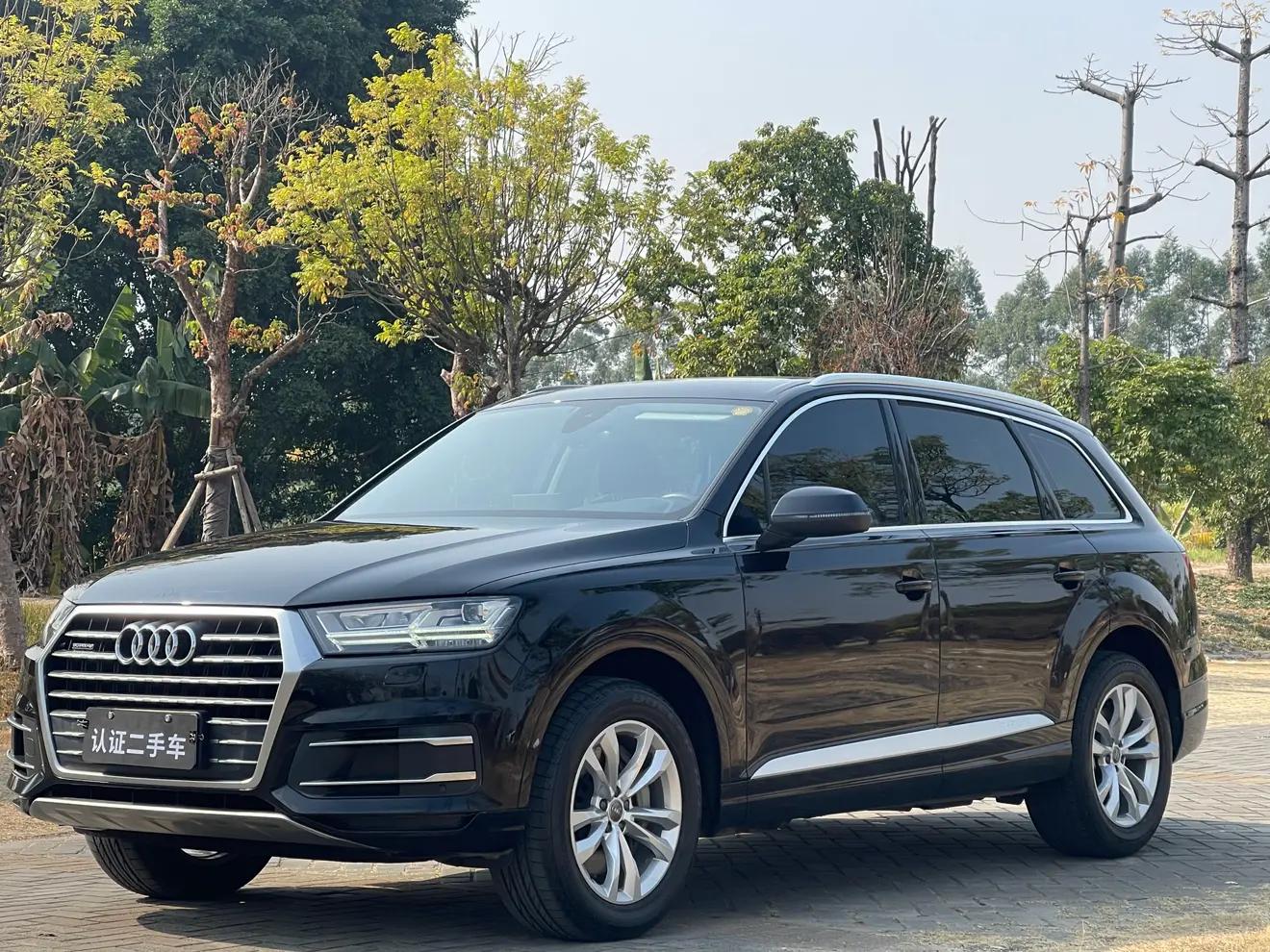 Audi Q7 2019 г.