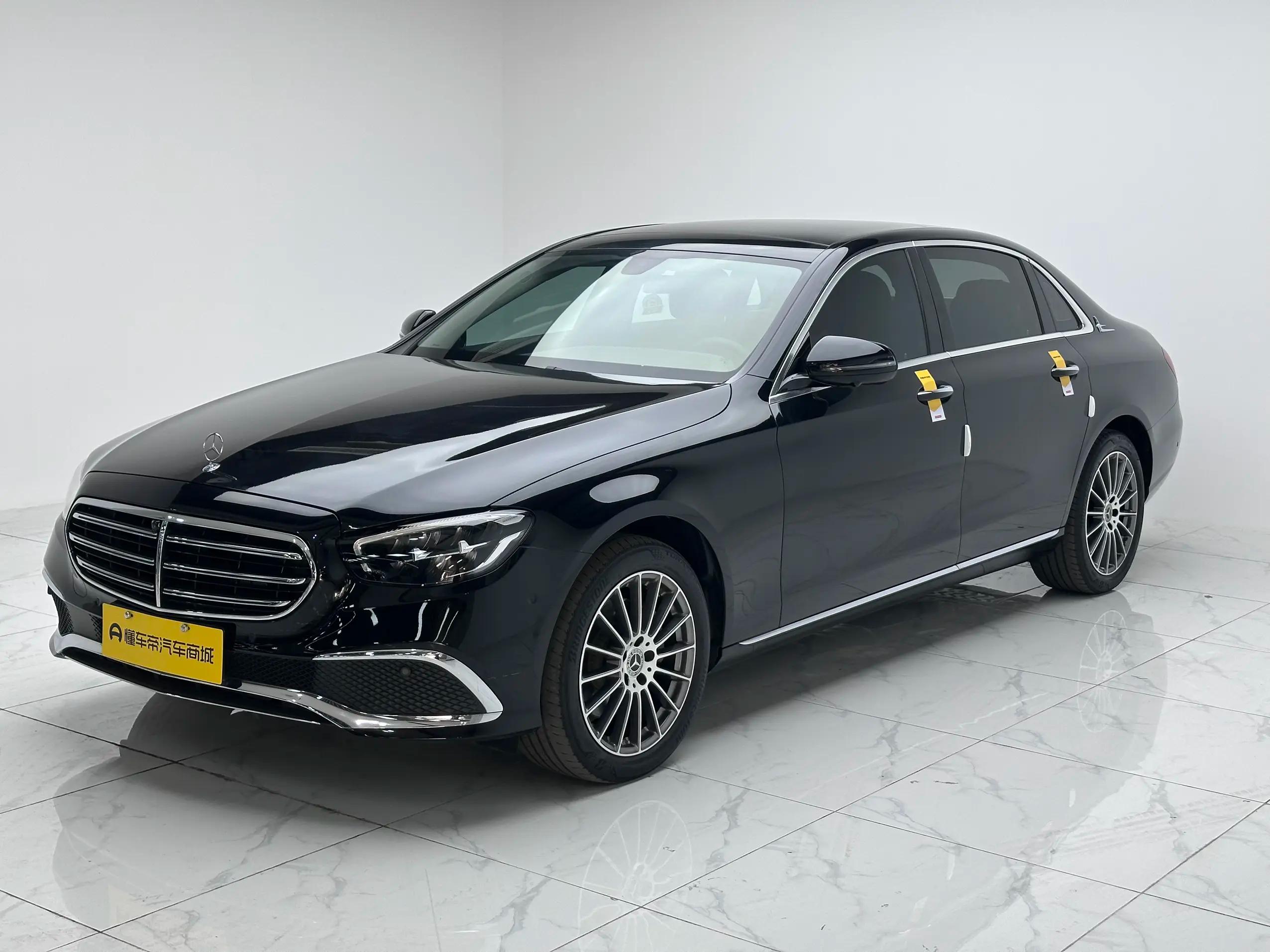 Mercedes-Benz E-Class 2022 г. 40781 км.