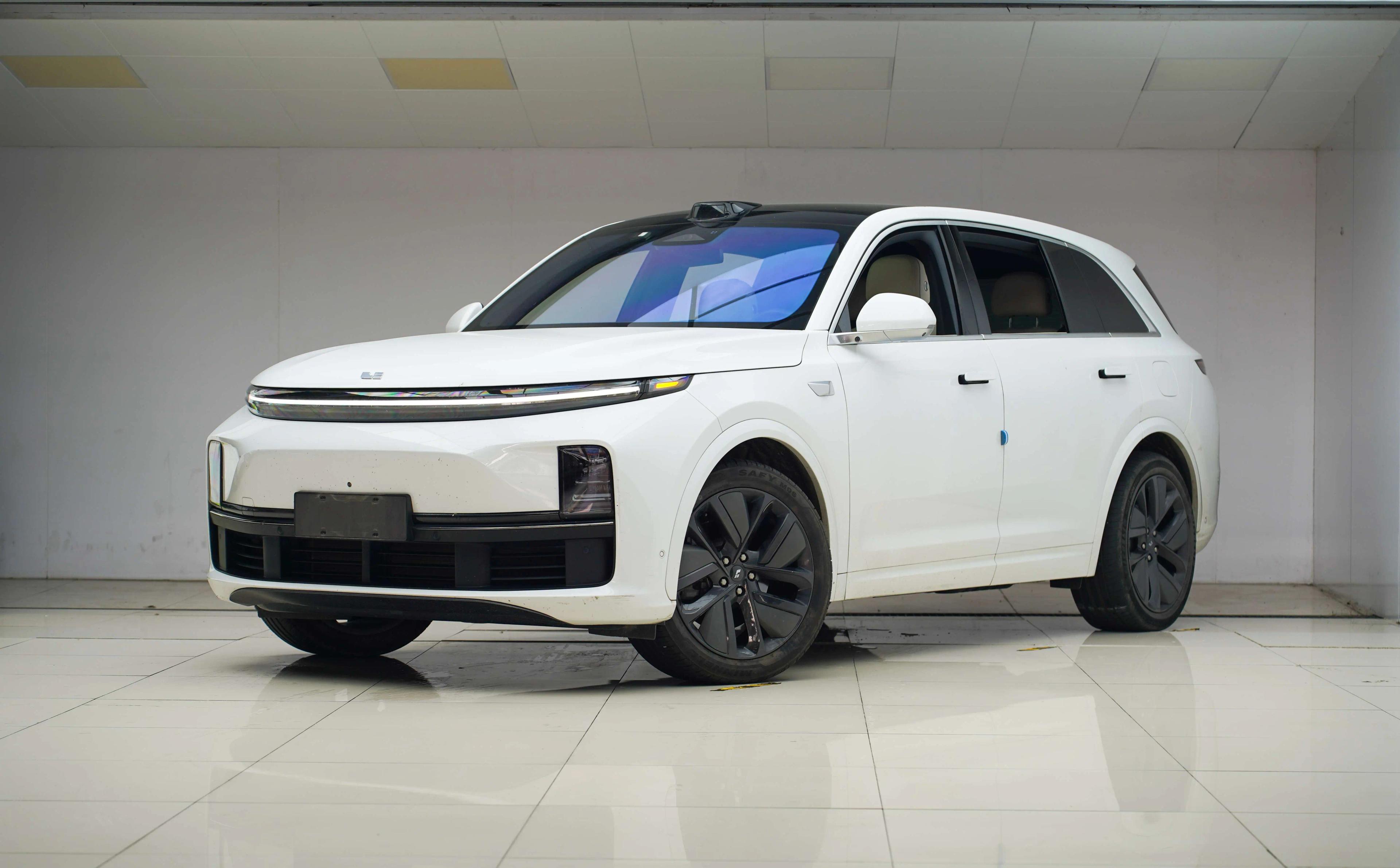 Lixiang L7 2023 г. 56138 км.