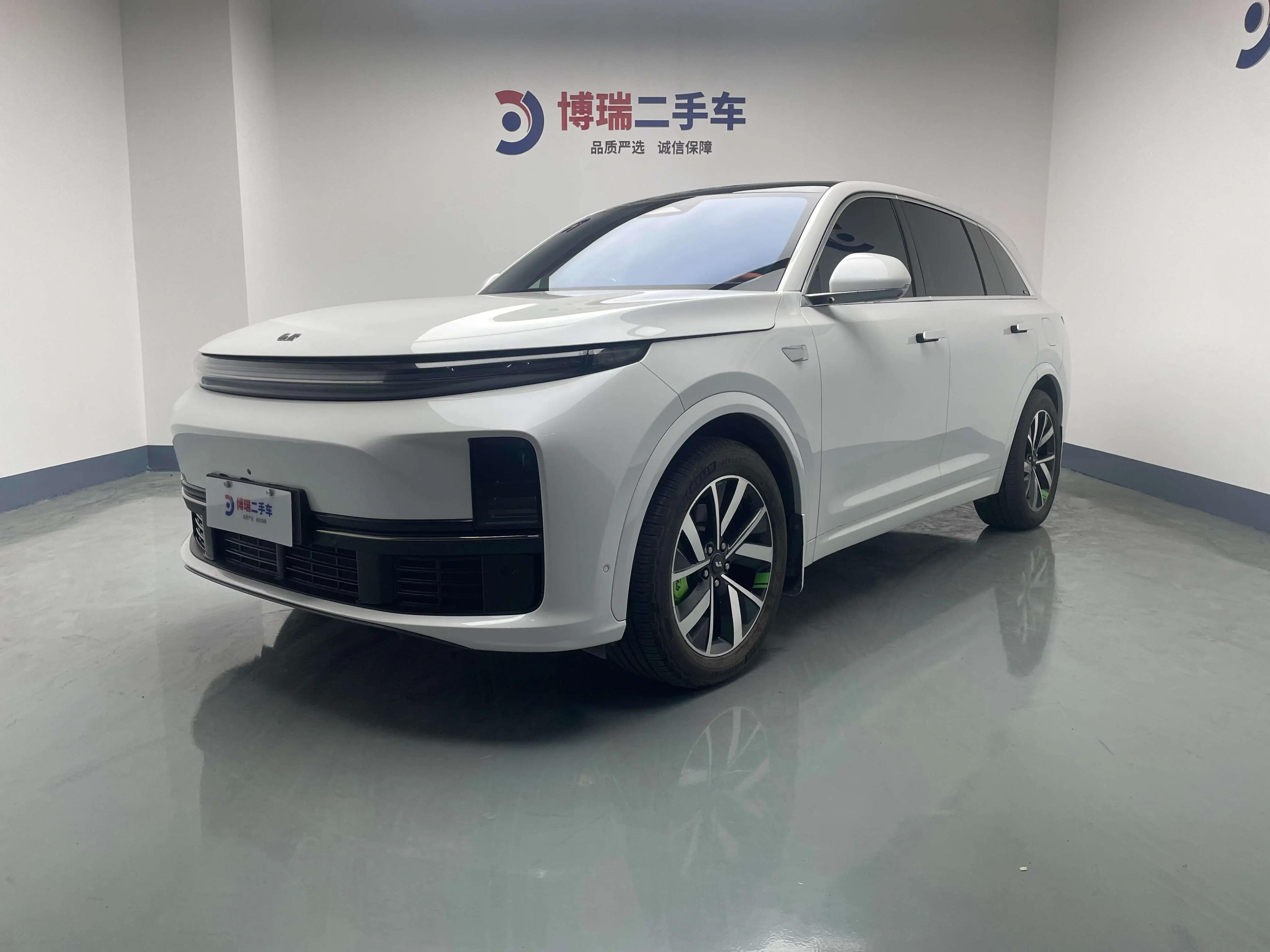 Lixiang L7 2023 г. 68137 км.