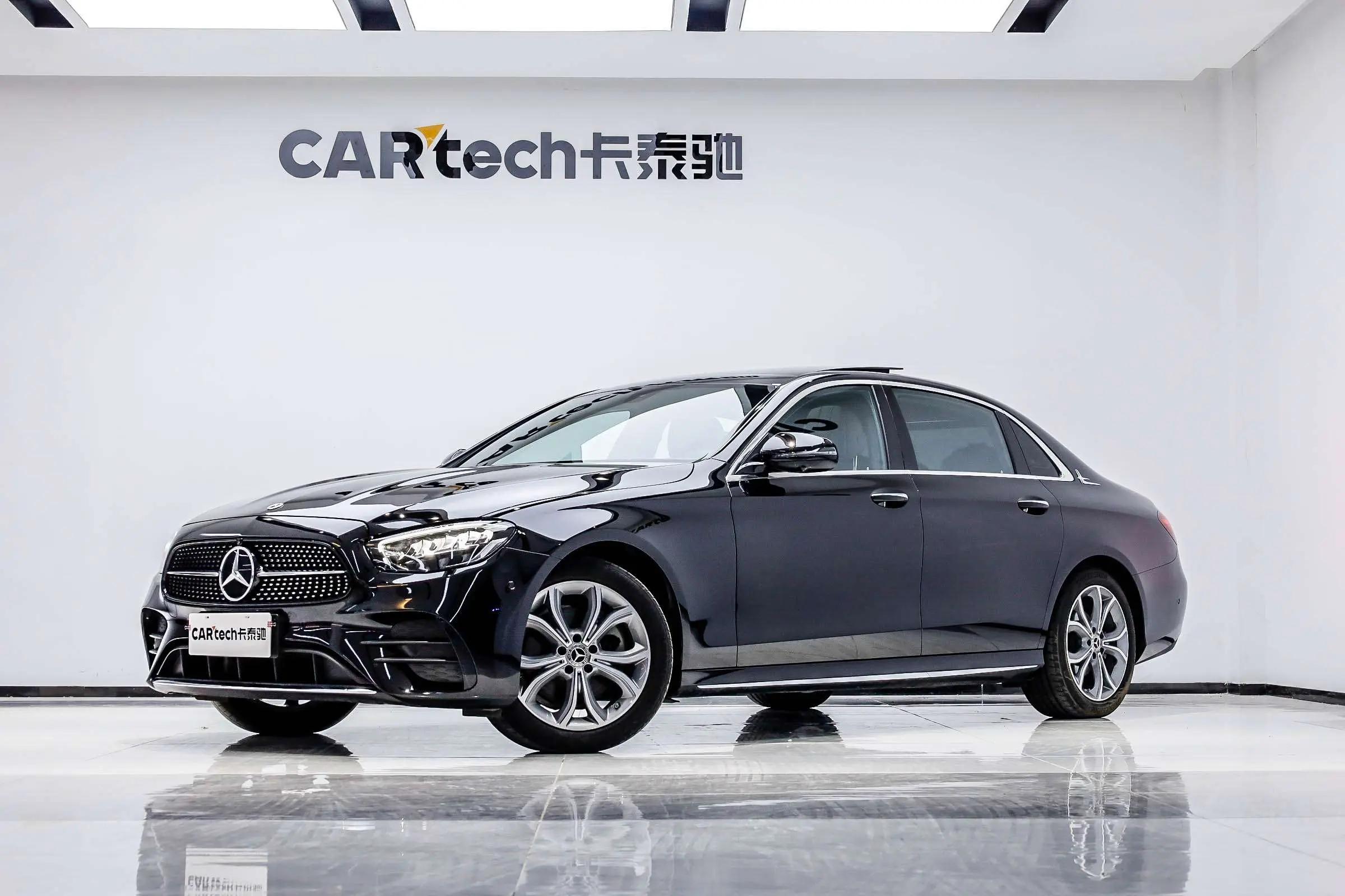 Mercedes-Benz E-Class 2023 г. 31790 км.
