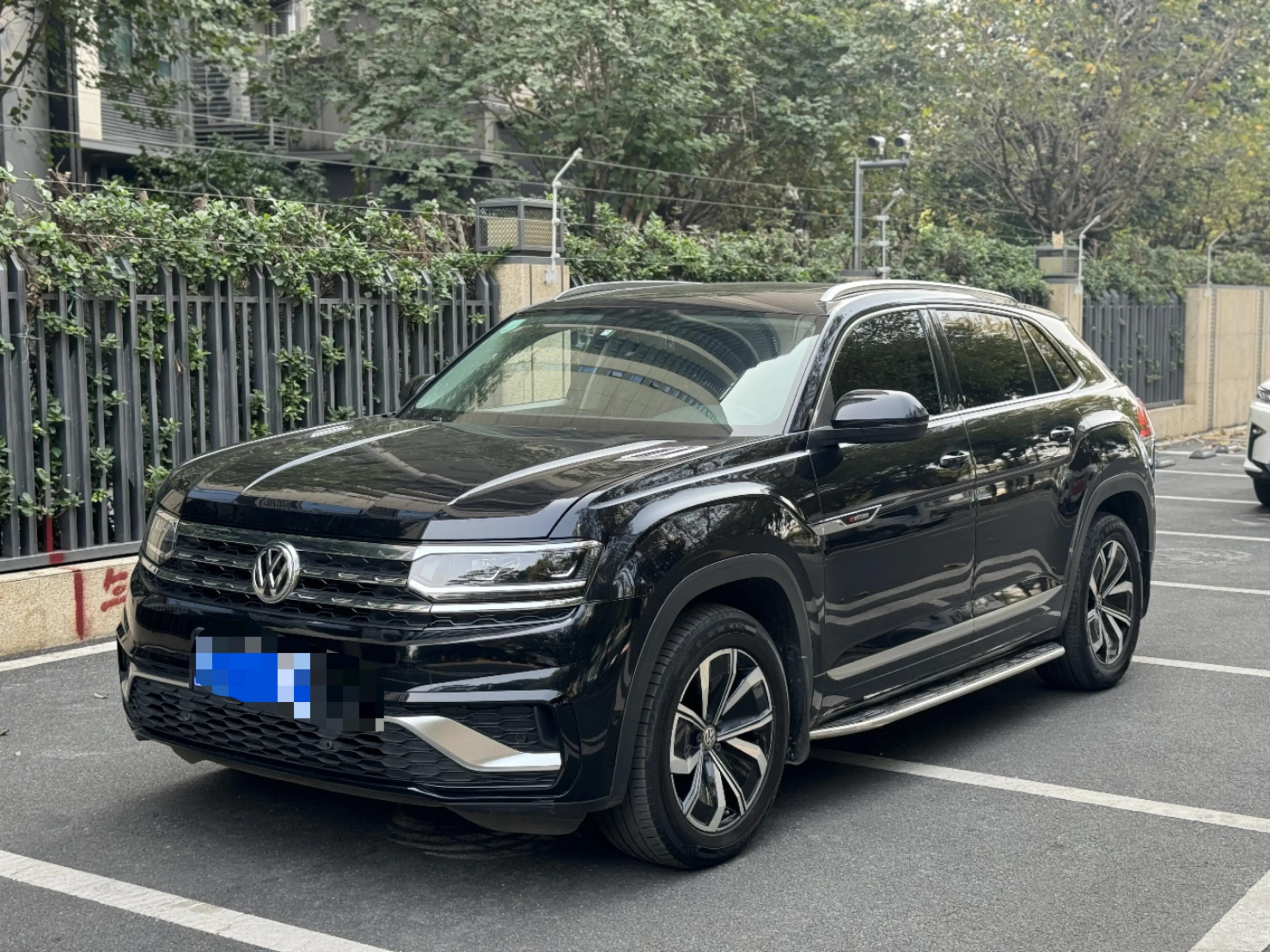 Volkswagen Teramont 2021 г. 120125 км.