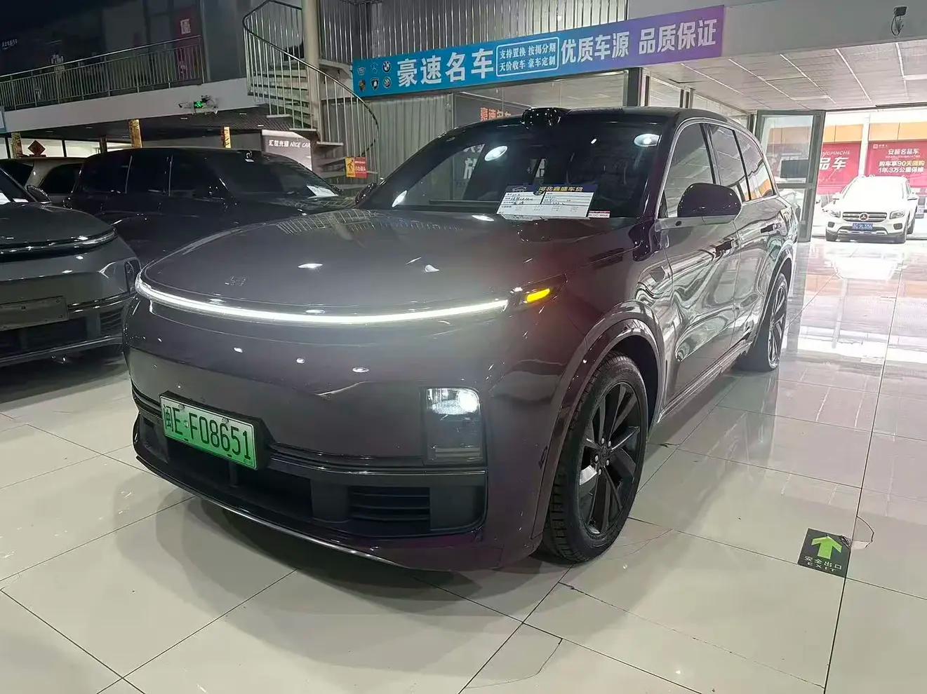 Lixiang L8 2023 г. 90140 км.