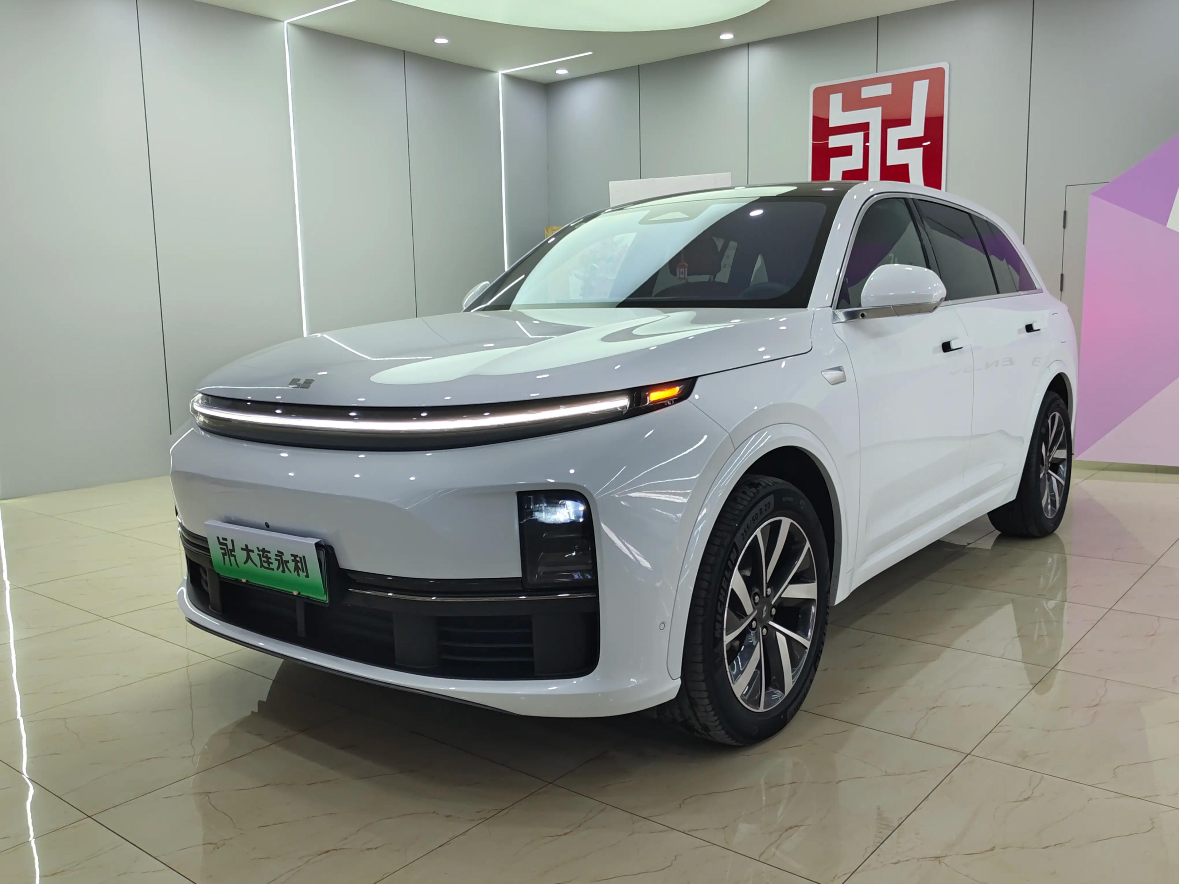 Lixiang L7 2023 г. 60033 км.