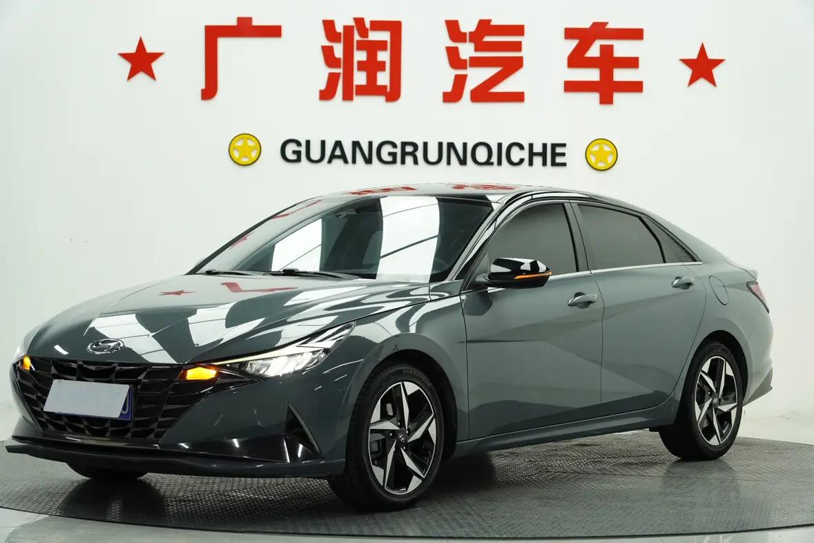 Hyundai Elantra 2022 г. 45025 км.